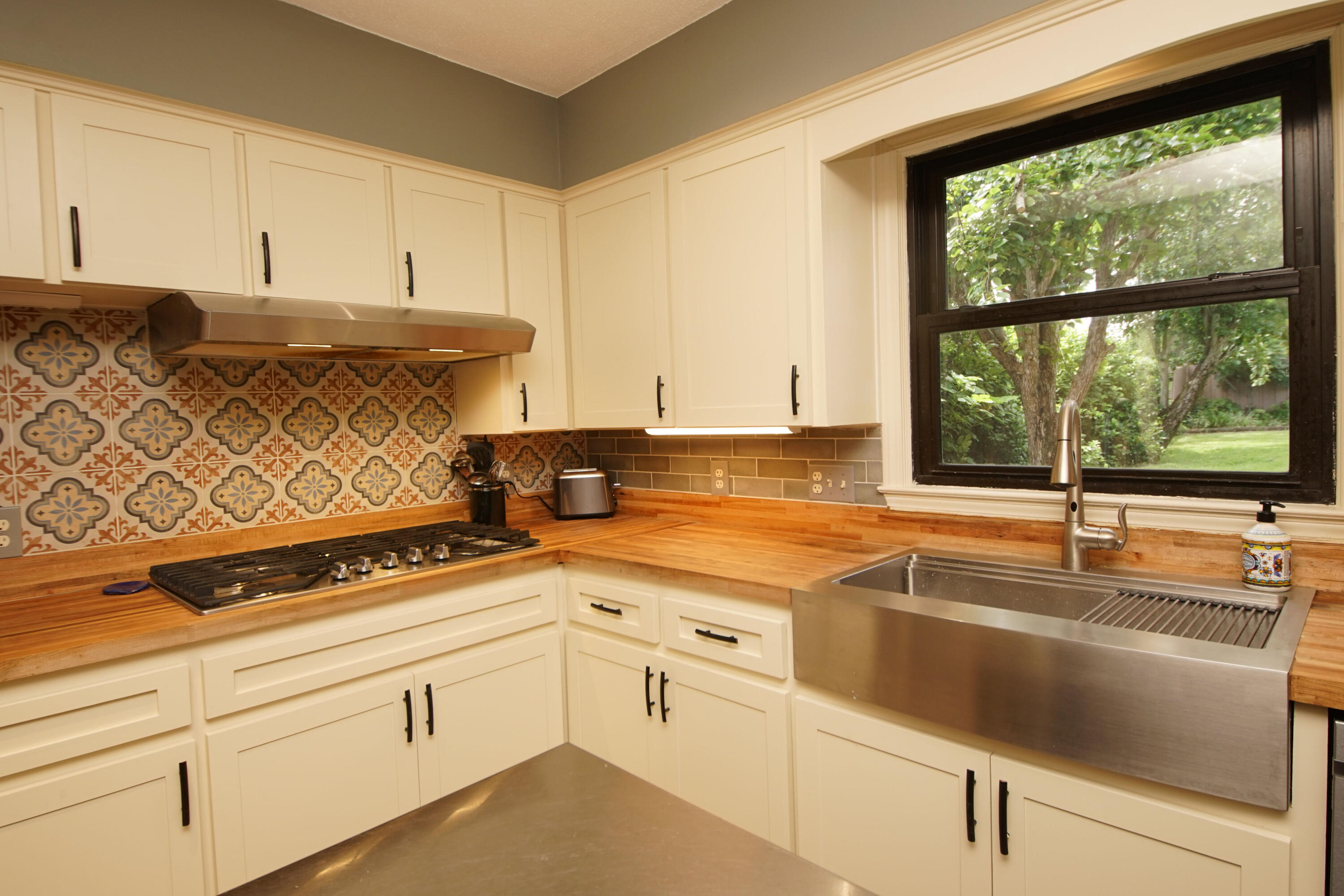 LAKE LORRAINE ESTATES - Residential