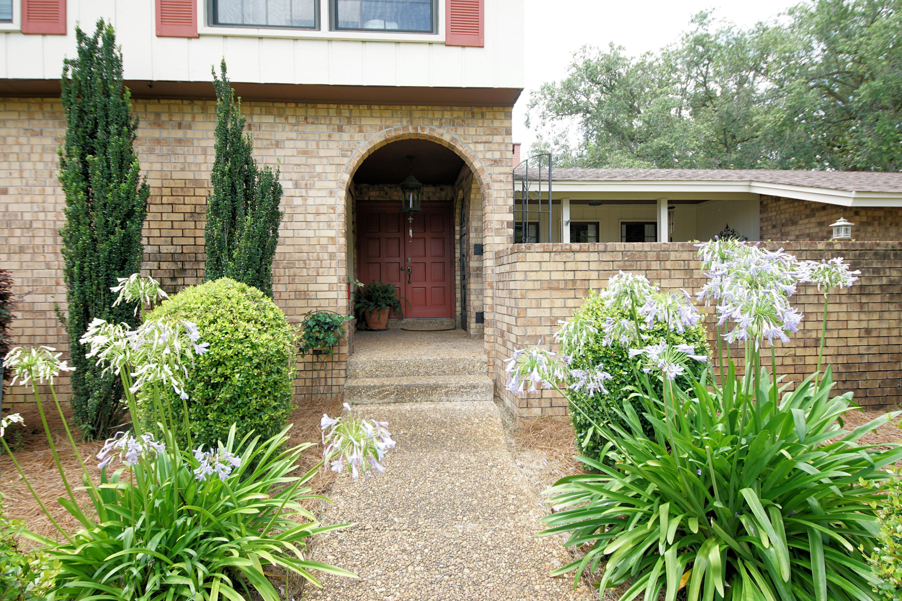 LAKE LORRAINE ESTATES - Residential