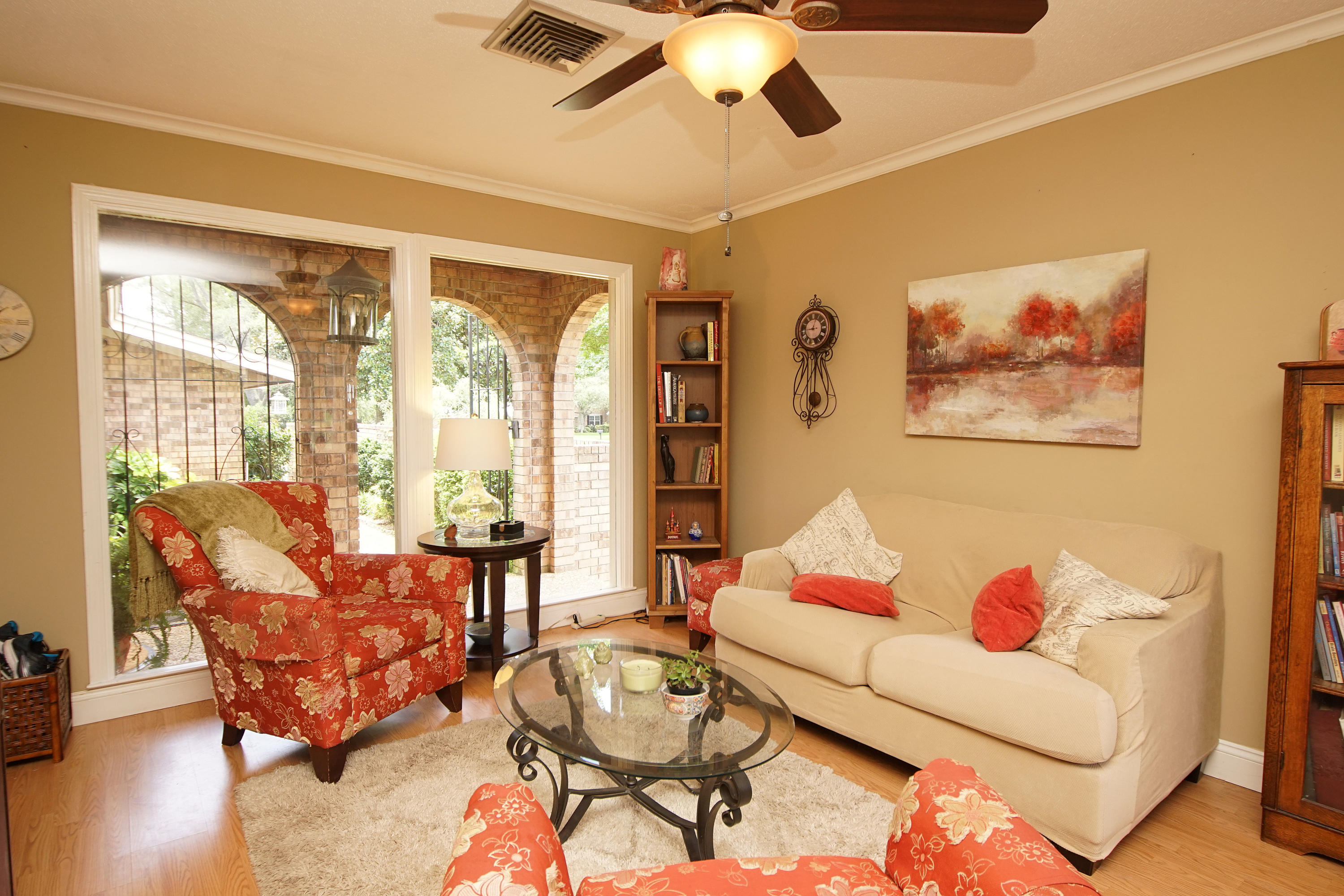 LAKE LORRAINE ESTATES - Residential