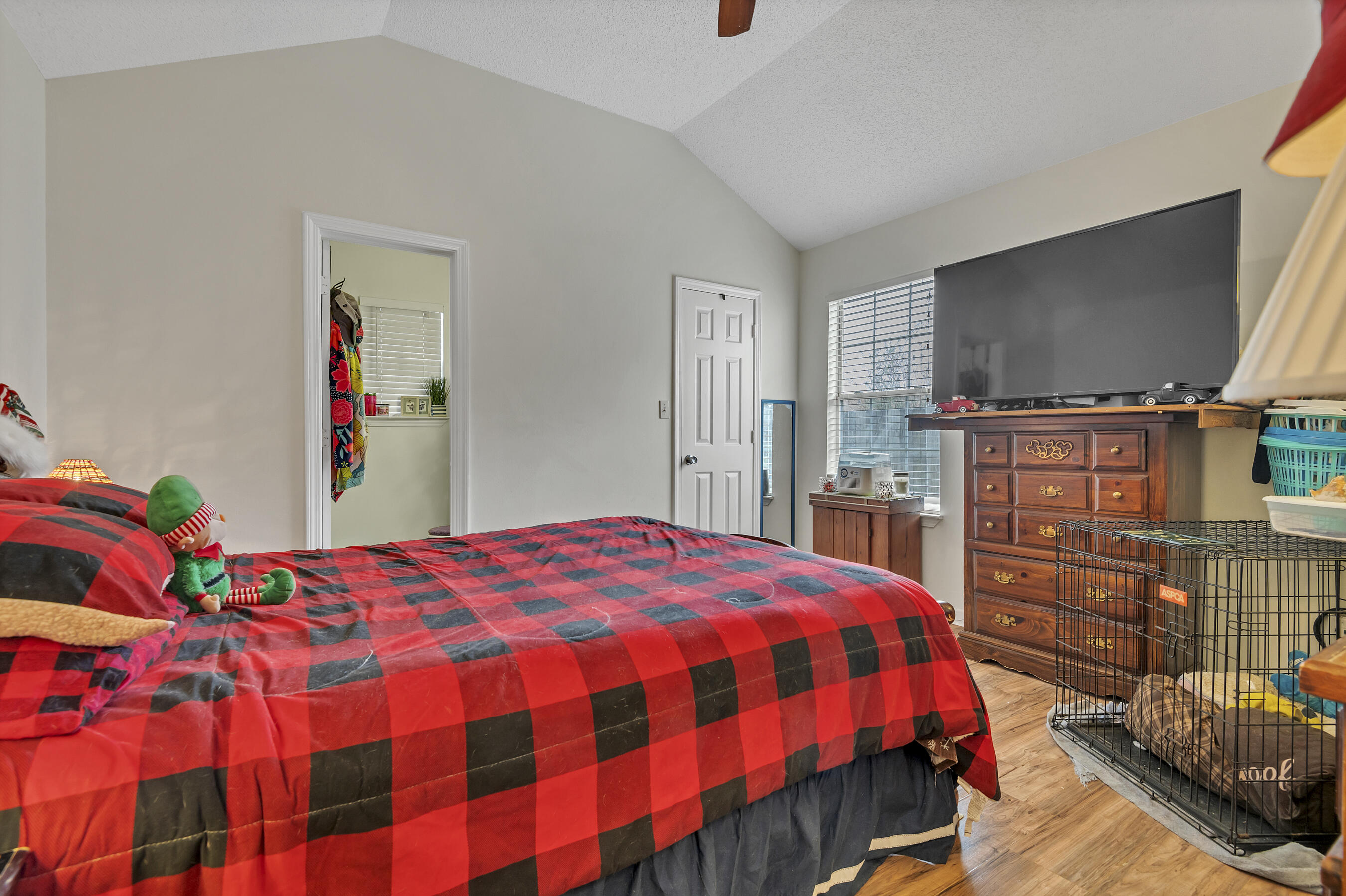 CARDINAL ESTATES - Residential