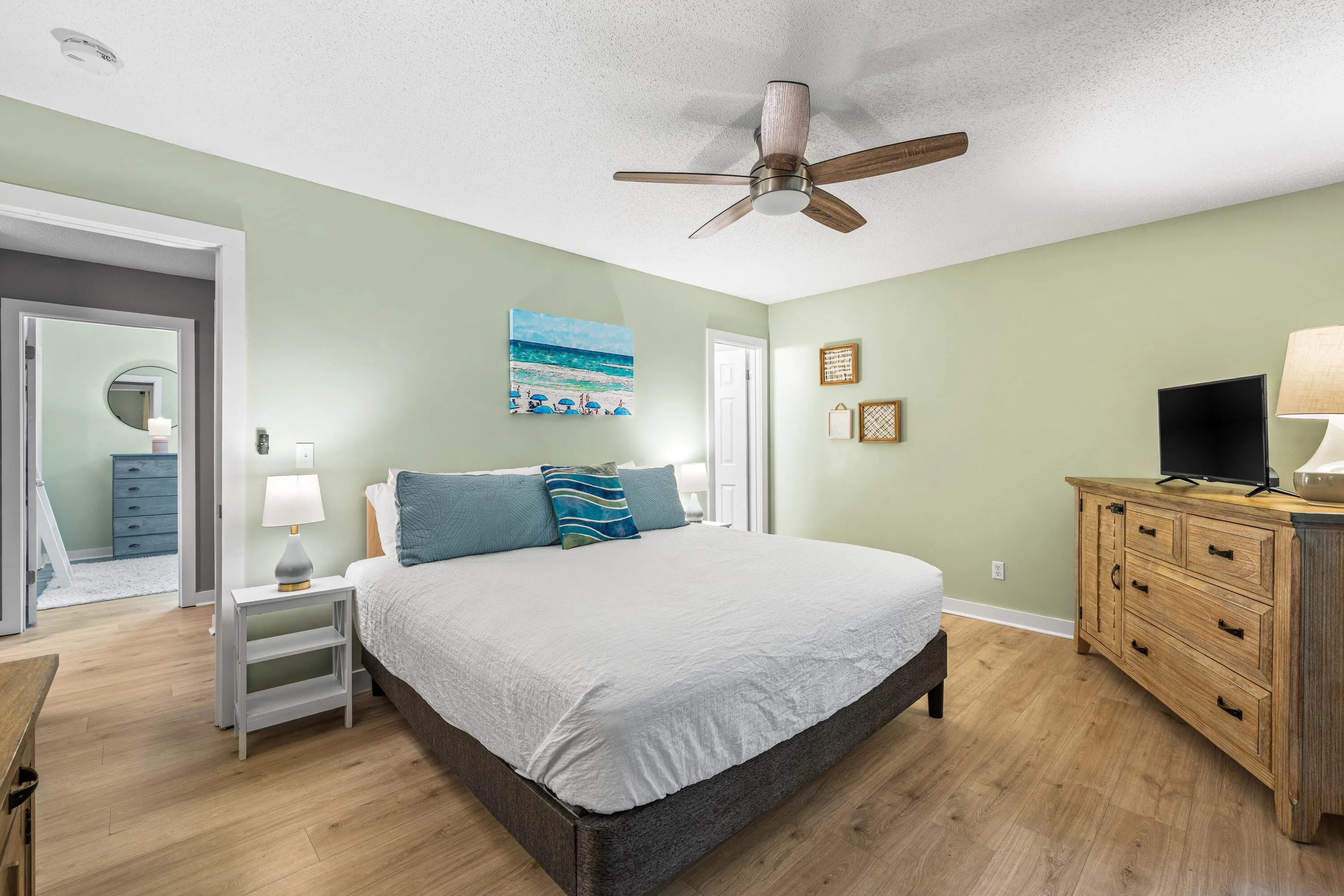 Santa Rosa Beach, Florida 32459, United States, 2 Bedrooms Bedrooms, ,3 BathroomsBathrooms,Residential,Active,195090