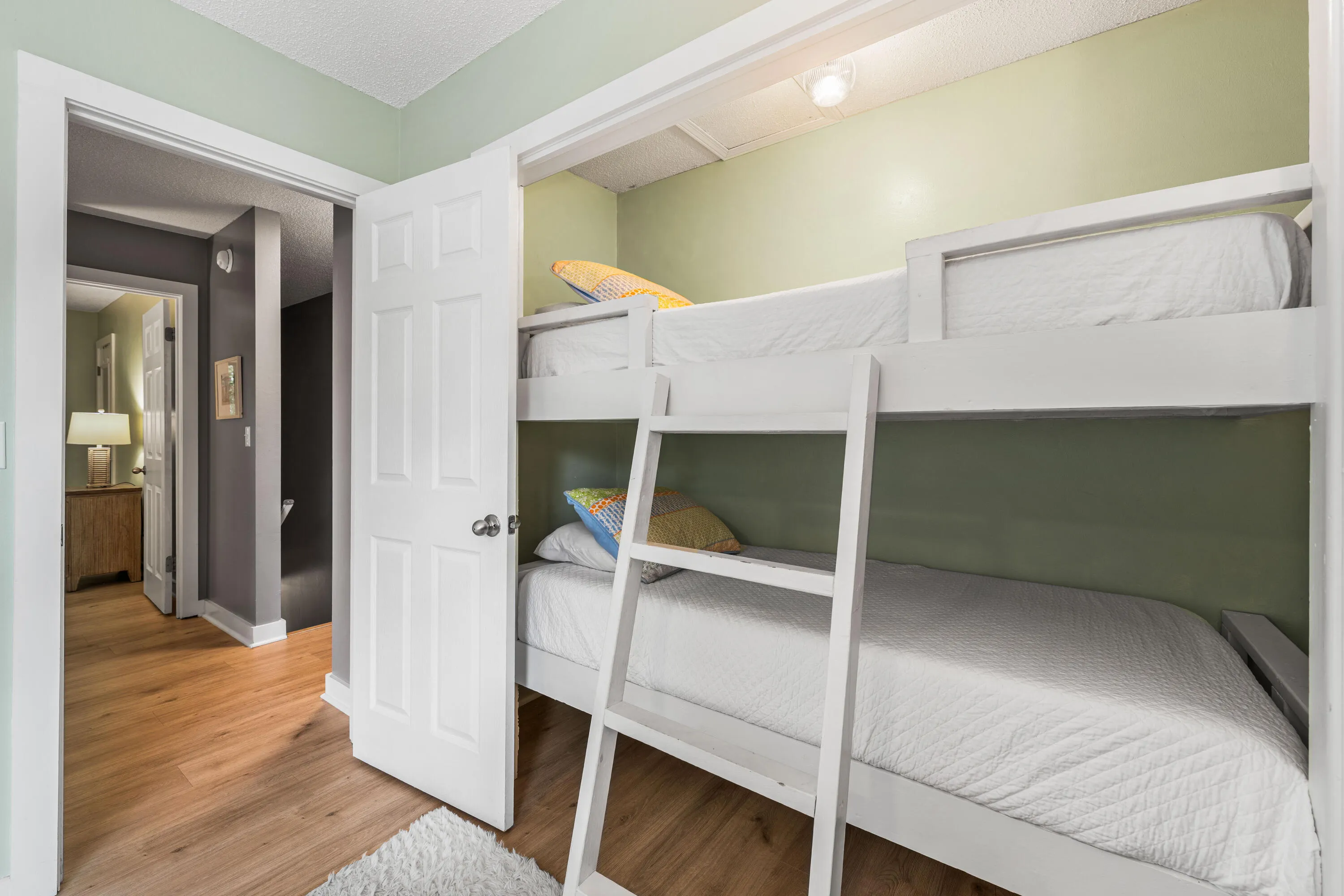 Santa Rosa Beach, Florida 32459, United States, 2 Bedrooms Bedrooms, ,3 BathroomsBathrooms,Residential,Active,195090