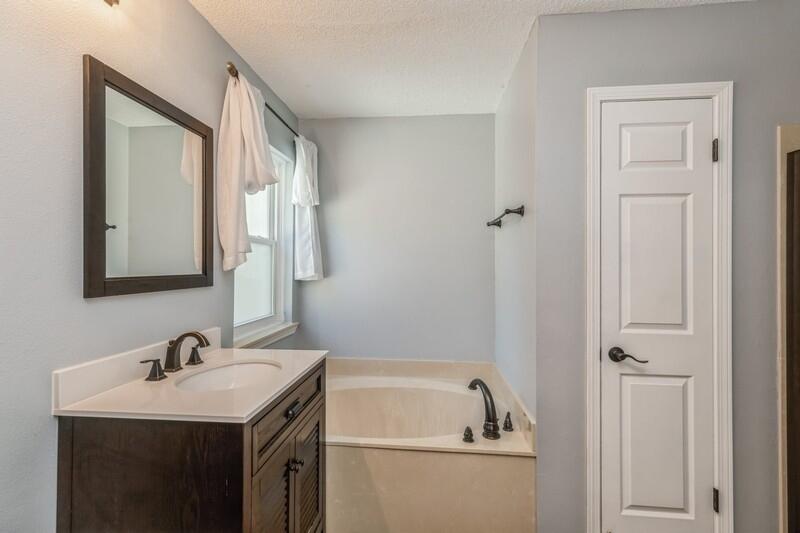 BLUEWATER BAY - Residential