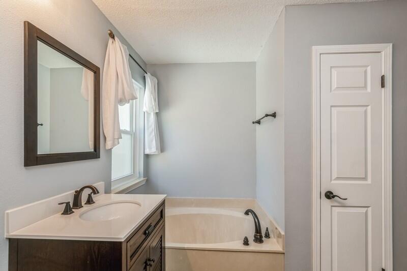 BLUEWATER BAY - Residential