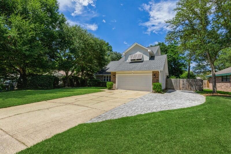 BLUEWATER BAY - Residential