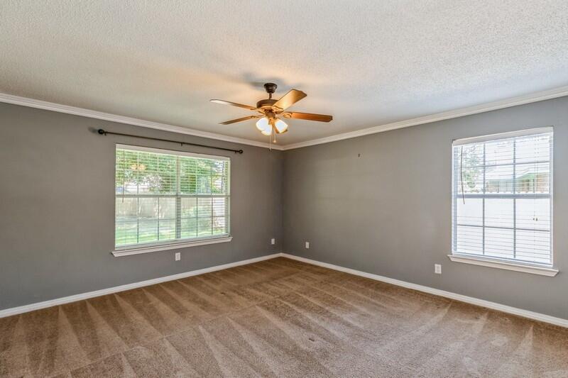 BLUEWATER BAY - Residential