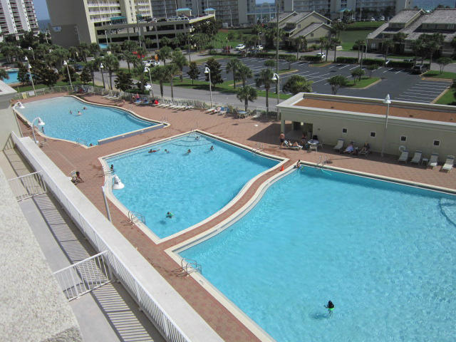 Ariel Dunes II - Residential