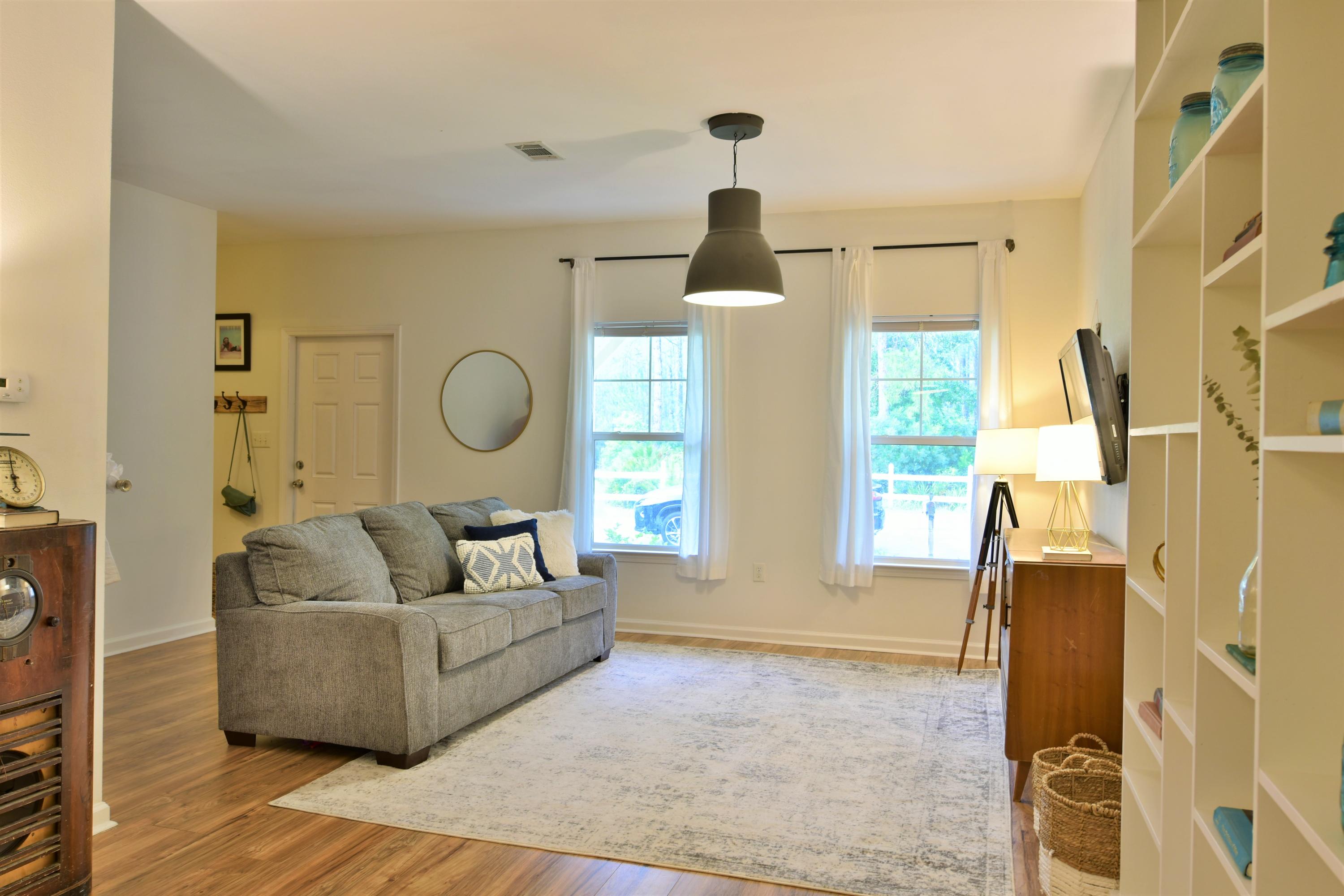 PINE TRACE - Residential