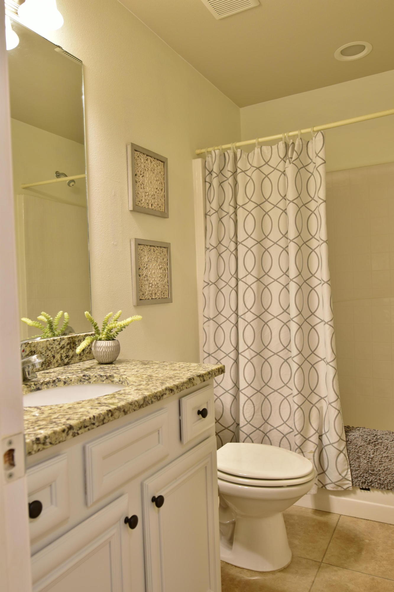 PINE TRACE - Residential