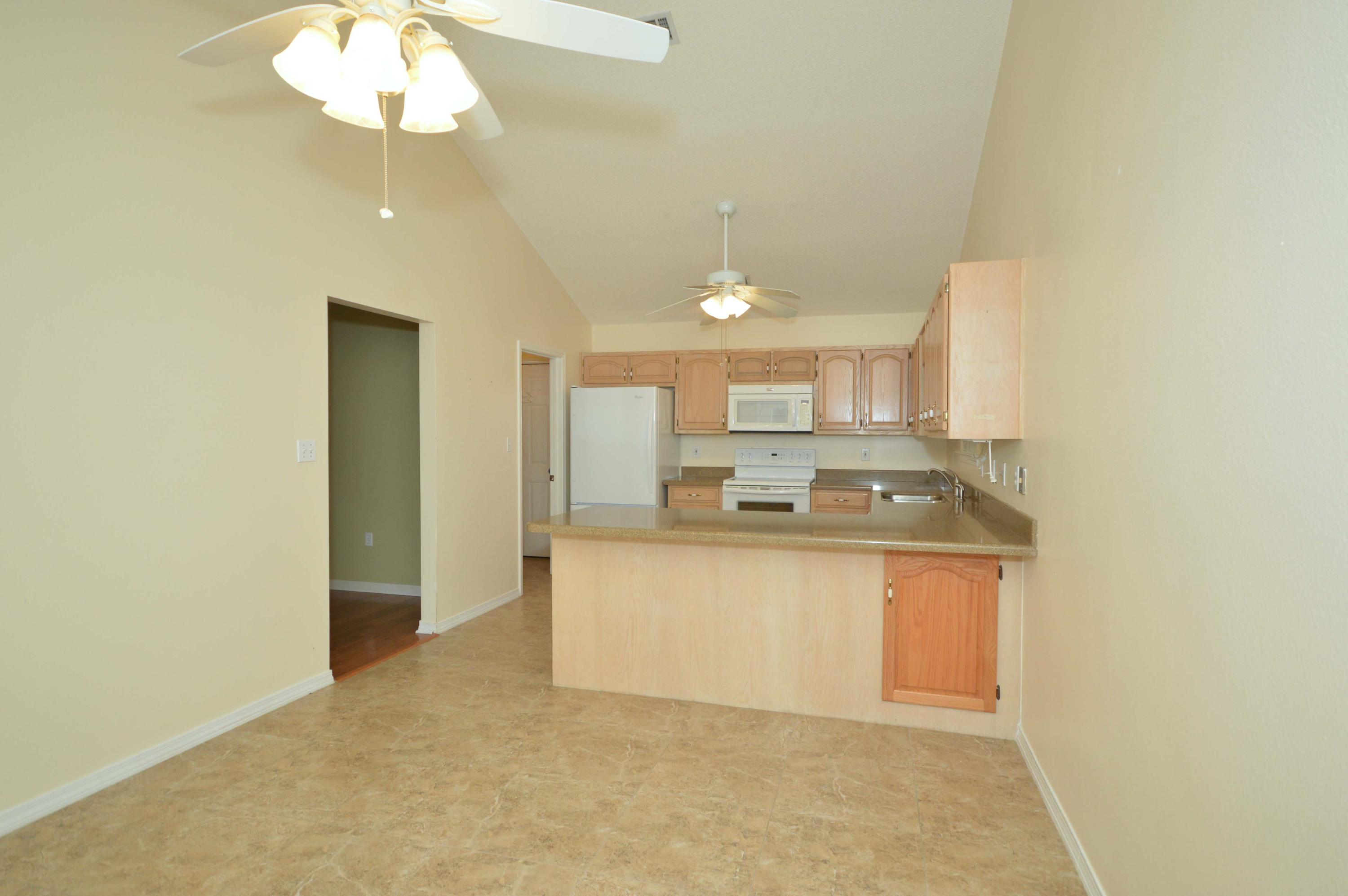 HOLLEY BY THE SEA - Residential