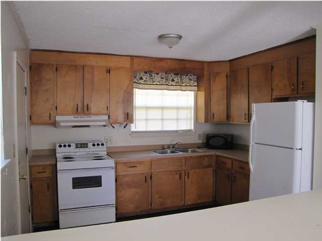 CITY OF CRESTVIEW - Residential Lease