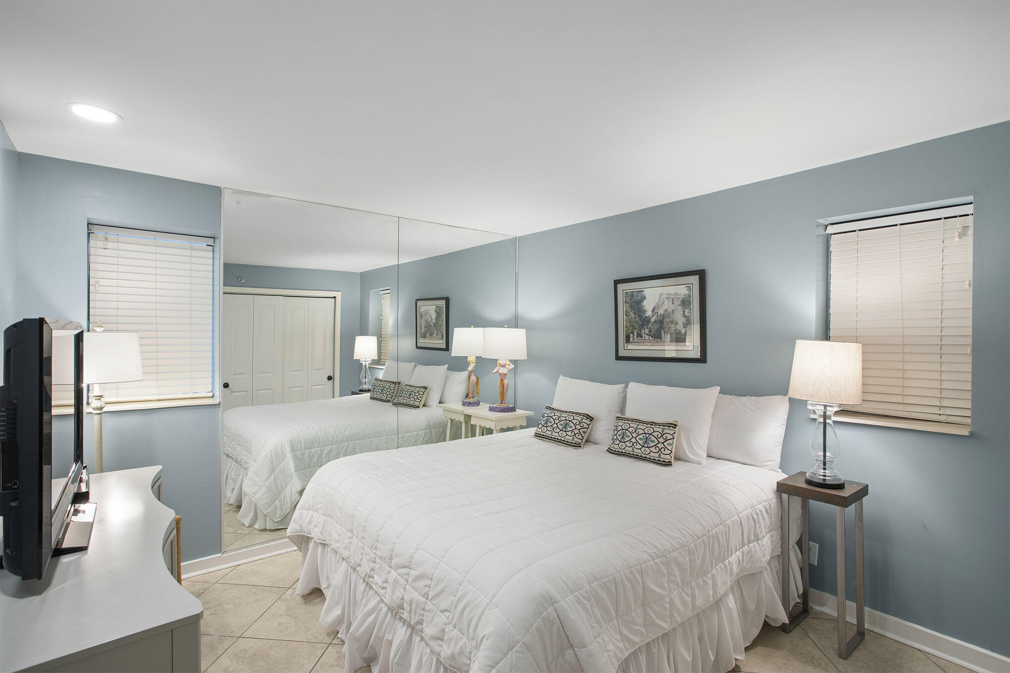 BEACHSIDE 2 CONDO - Residential