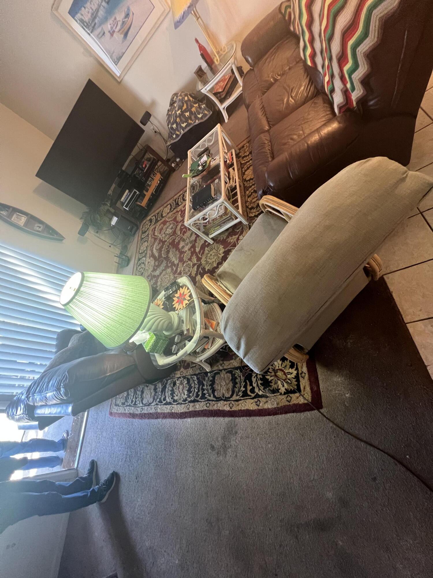 PORT DIXIE BEG 191.90 FT N OF SW COR OF BLK 55 W20 FT N20 FT E 117 FT S 20 FT W 97 FT TO BEG 1018-79 - Residential