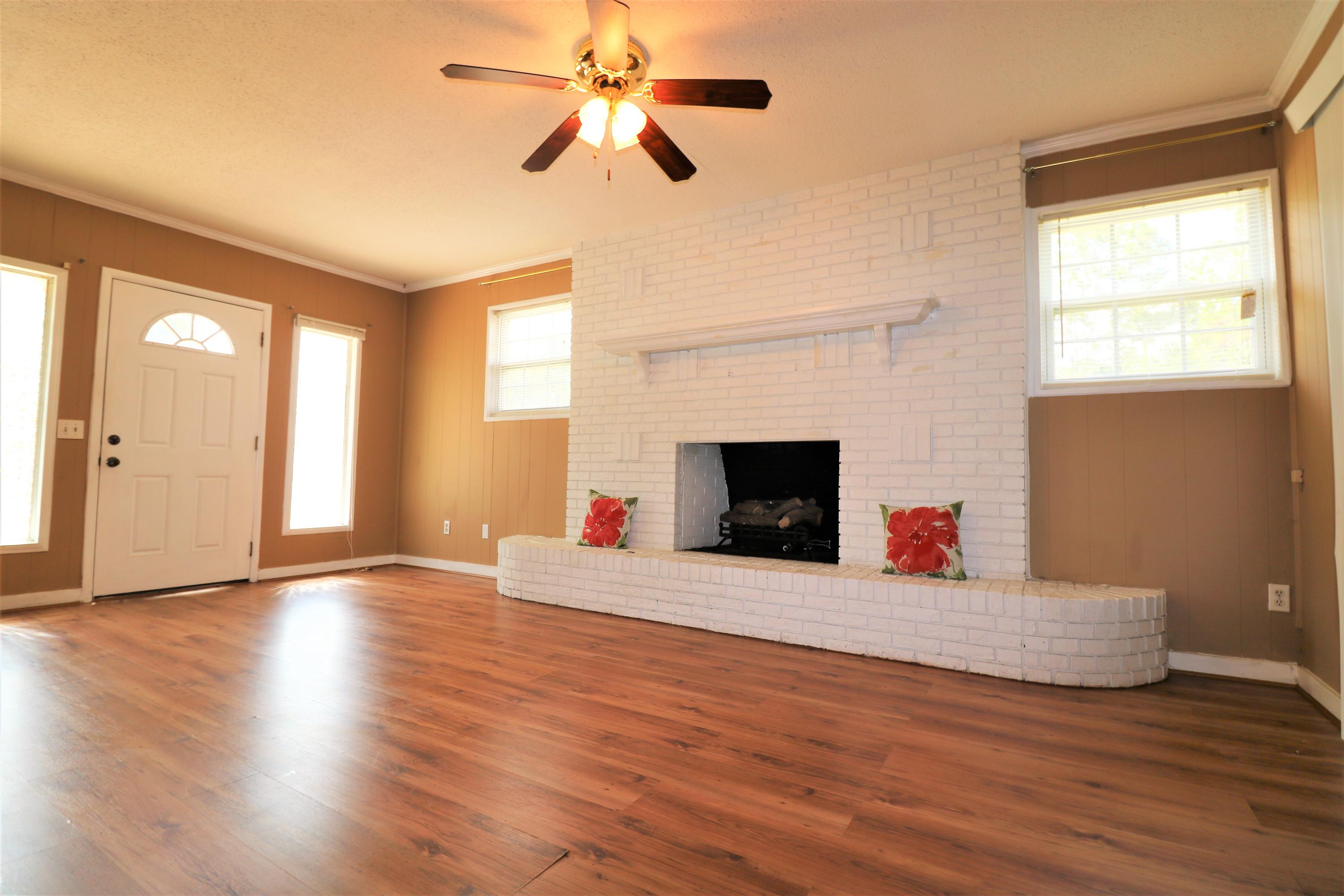 NO RECORDED SUBDIVISION - Residential