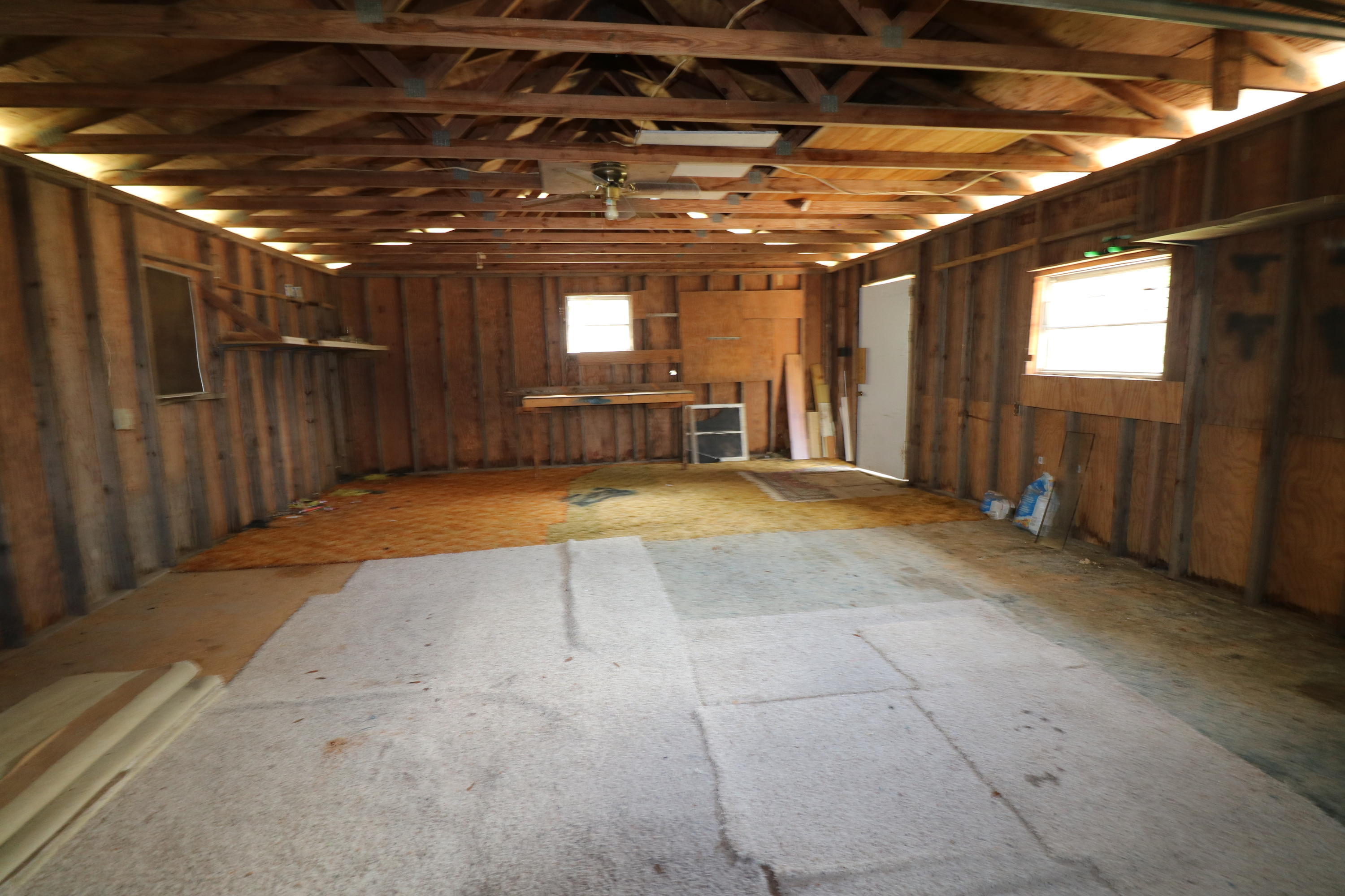 NO RECORDED SUBDIVISION - Residential