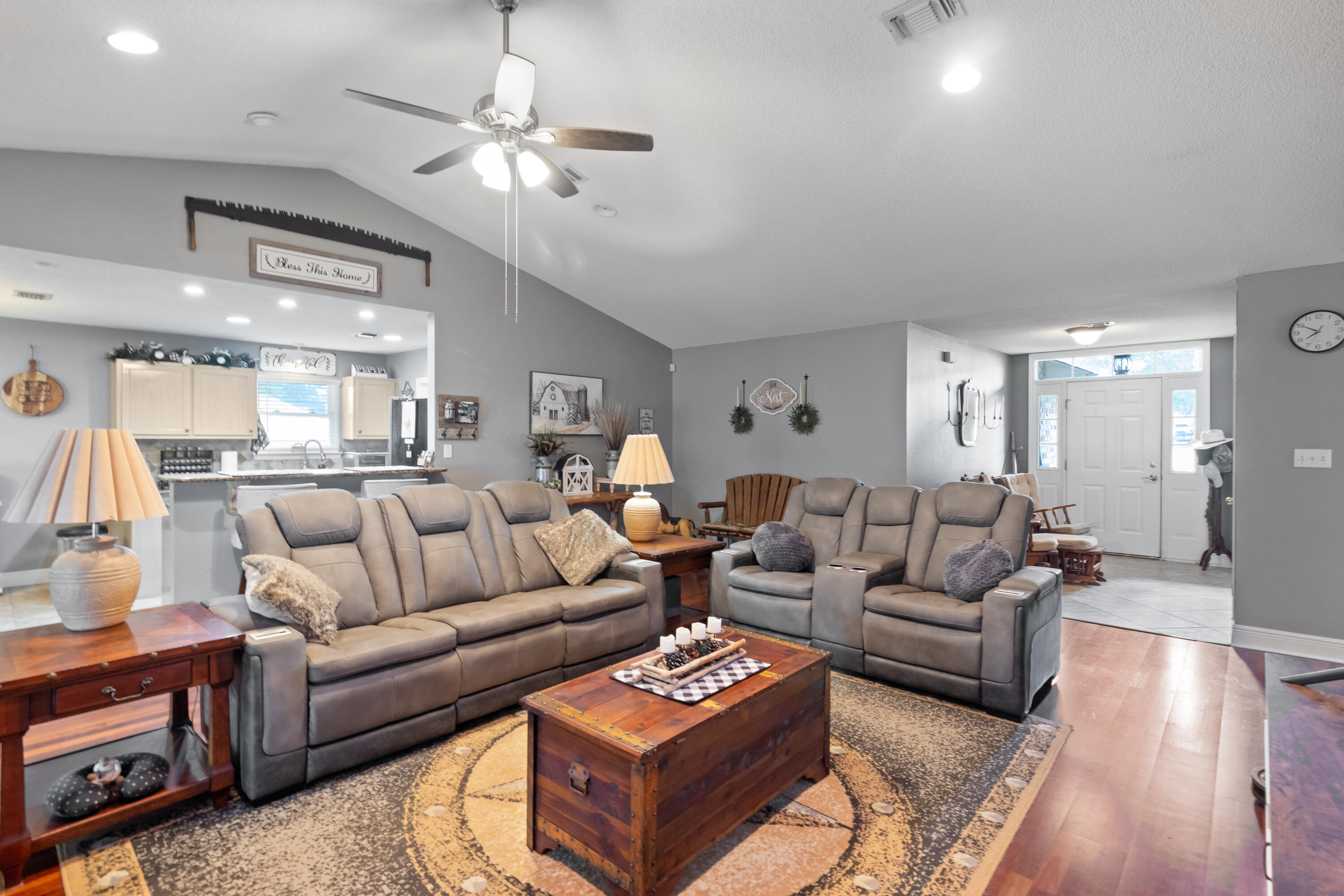 OAK MEADOWS - Residential