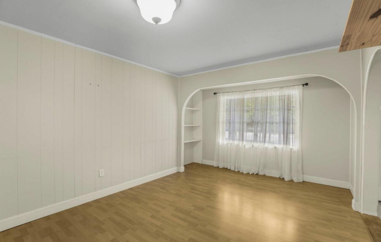 GARNIERS BEACH 3RD - Residential