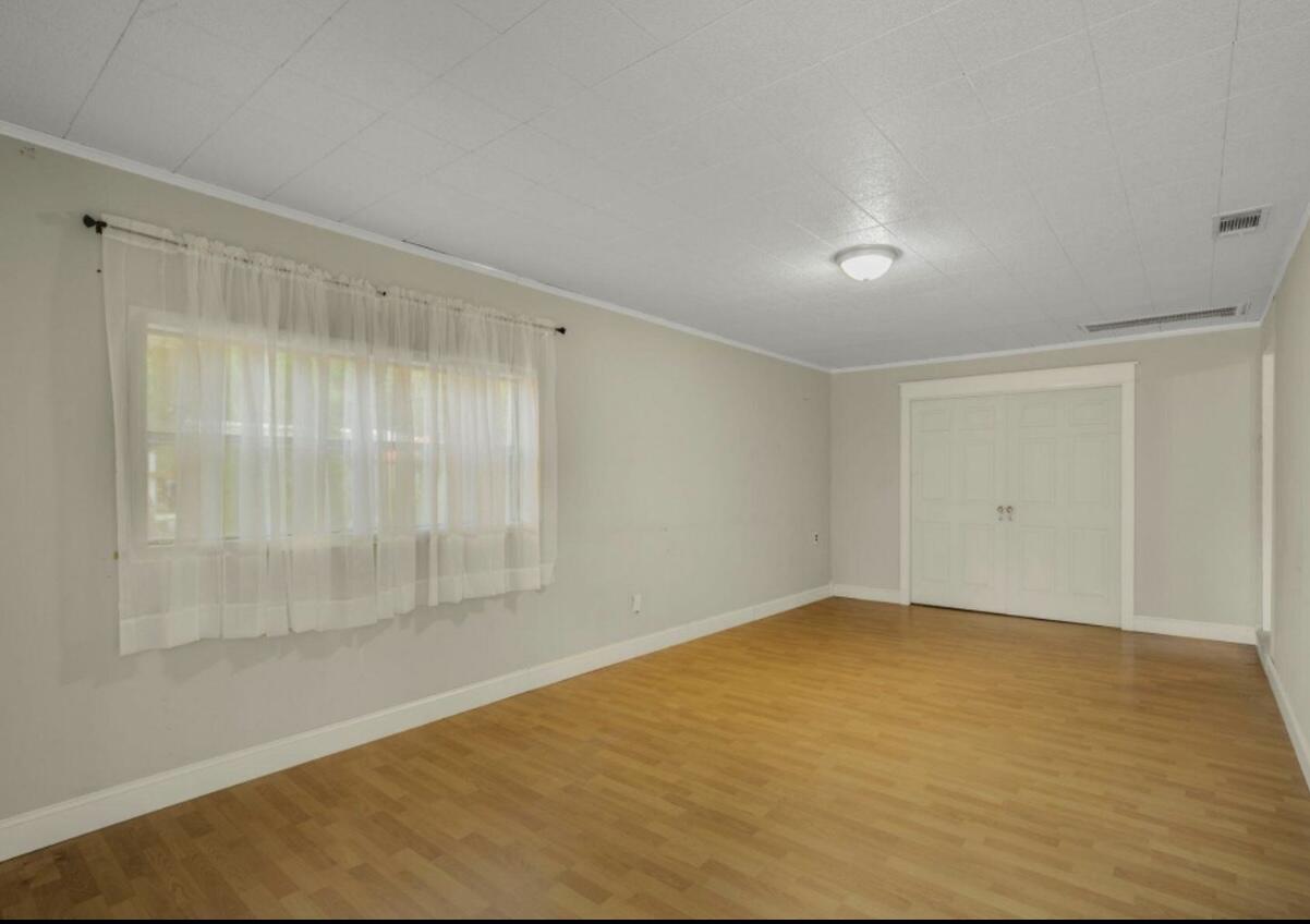 GARNIERS BEACH 3RD - Residential