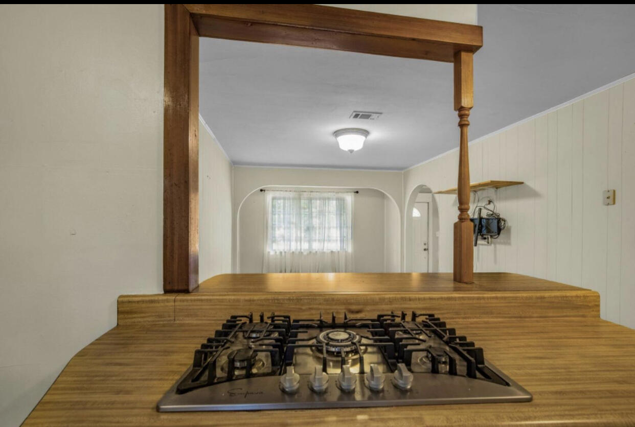 GARNIERS BEACH 3RD - Residential