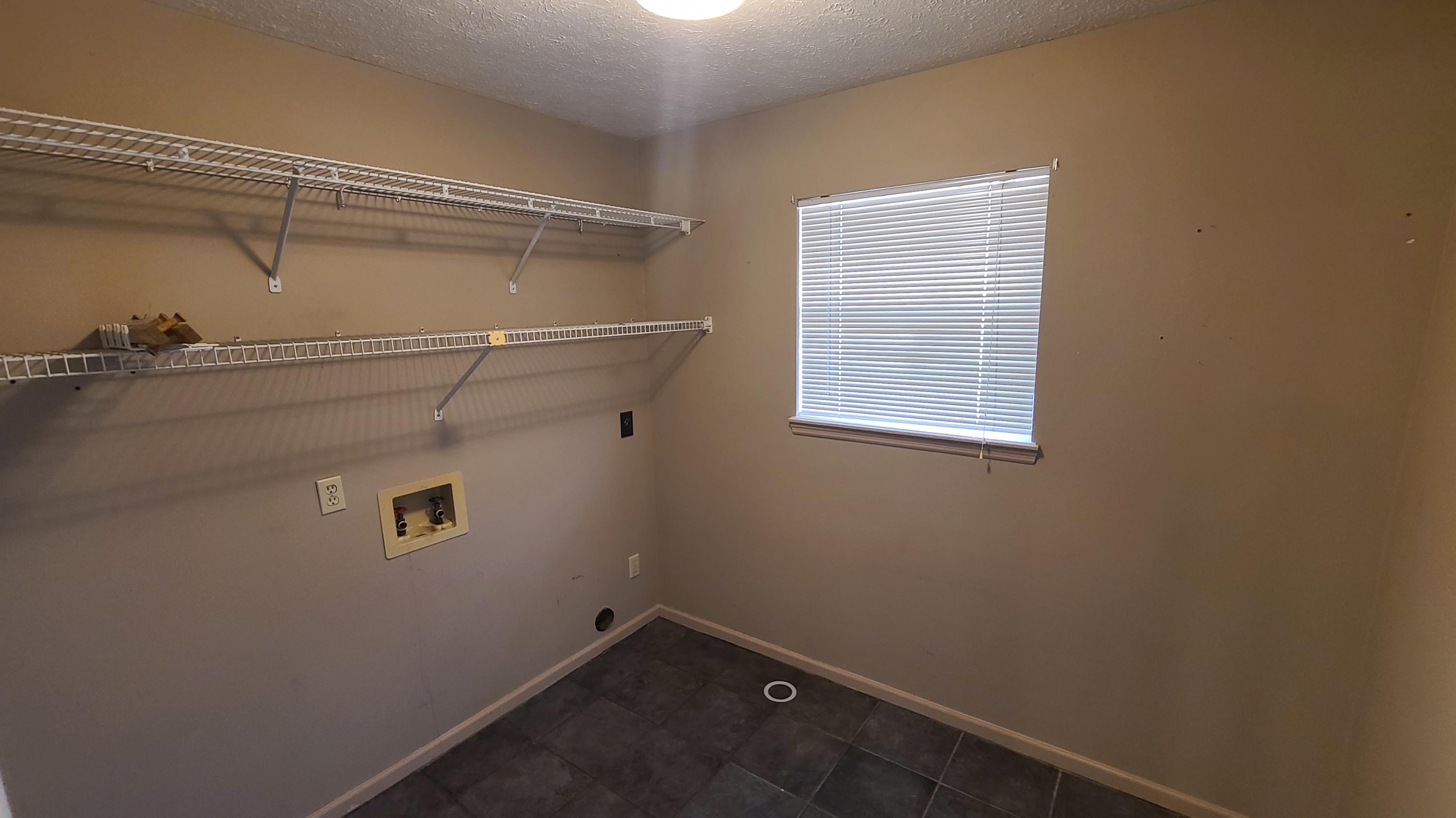 DERBY WOODS 2ND ADDN - Residential