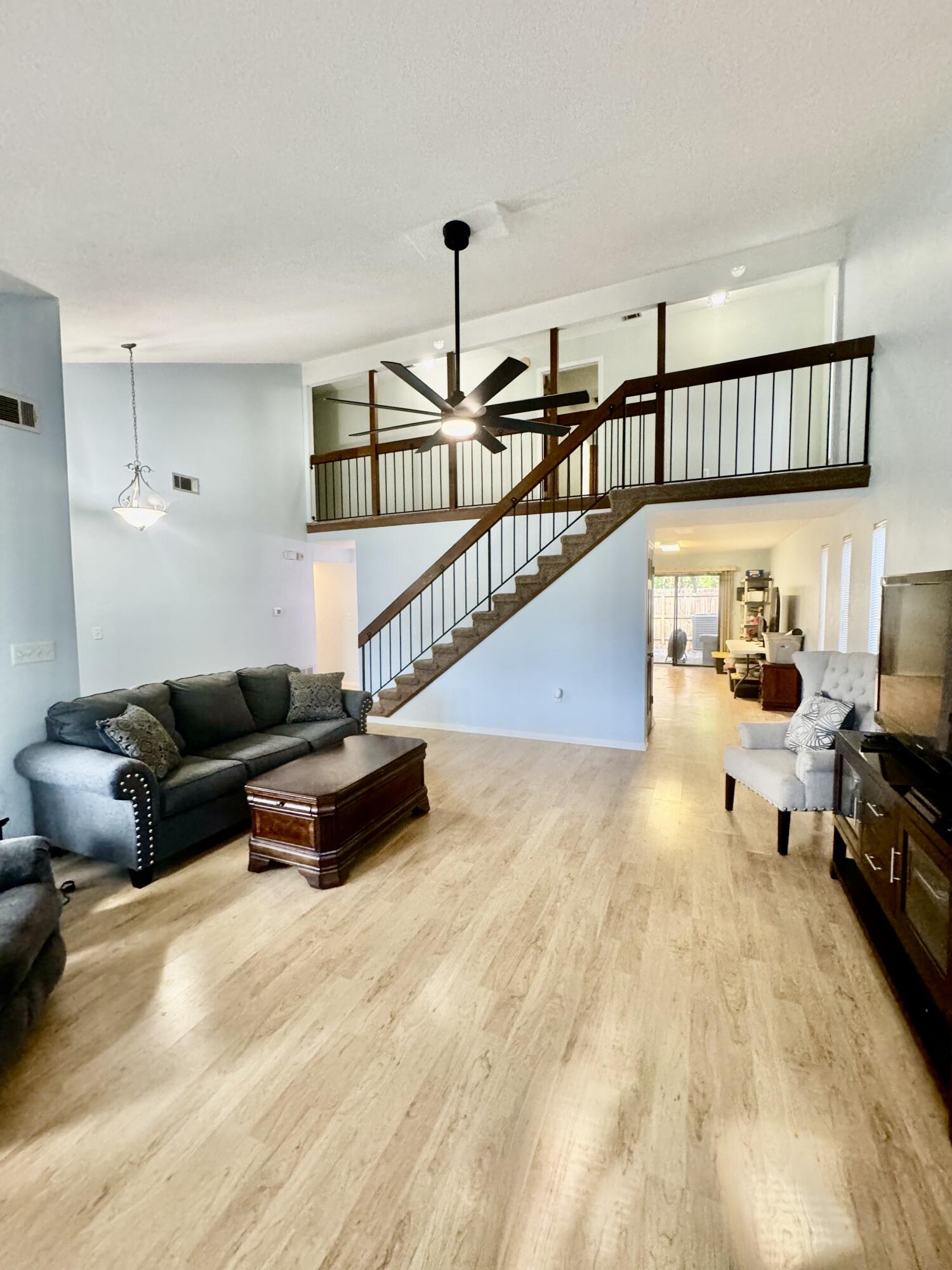 DONLABROOK GARDYNS - Residential