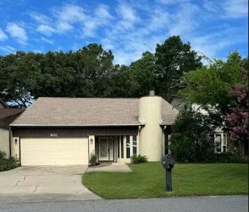 Beautiful End-Unit 2047sf Town-Home in Donlabrook Gardyns - No HOA Fees! Welcome to your dream home! This stunning 3-bedroom, 2-bathroom, 2-car garage end-unit townhome offers 2047 square feet of spacious living in the desirable Donlabrook Gardyns neighborhood. Conveniently close to beaches, military bases, schools, shopping centers, and medical facilities. Home Features: Roof: Replaced in 2020, providing peace of mind for years to come. HVAC: $10K unit with a 10-year warranty. Interior: Crown molding adds a touch of elegance. the Kitchen bright and modern with white cabinets, two stoves, a dishwasher, and a refrigerator. Master Bathroom: Remodeled with luxurious finishes and features.