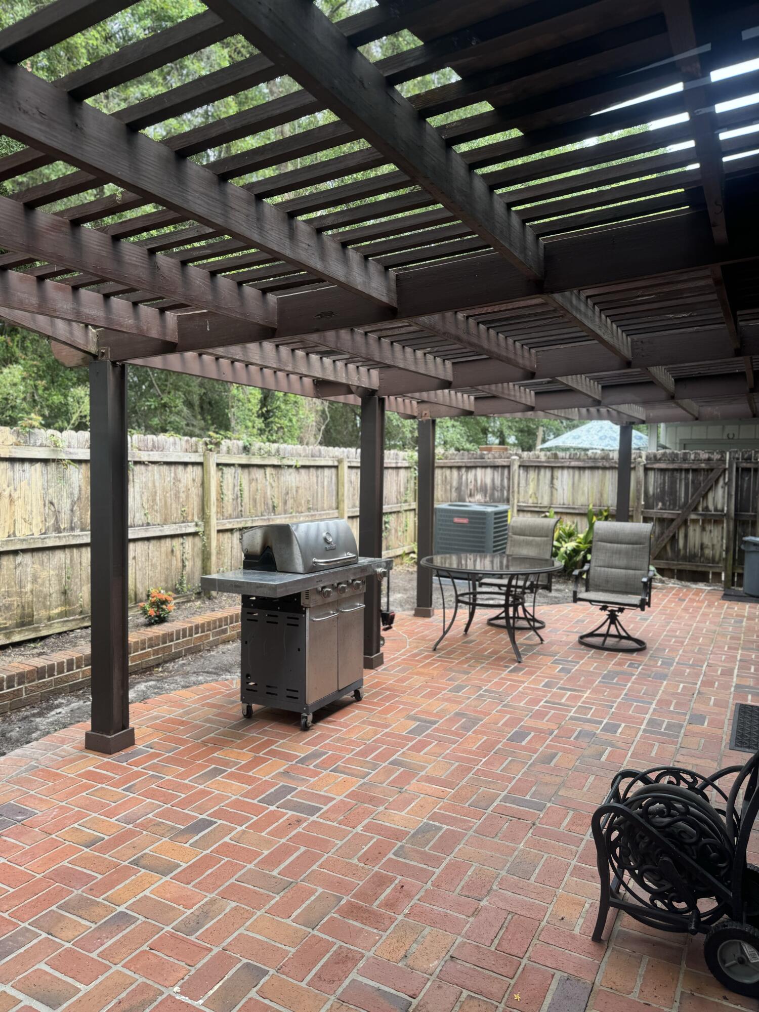 DONLABROOK GARDYNS - Residential