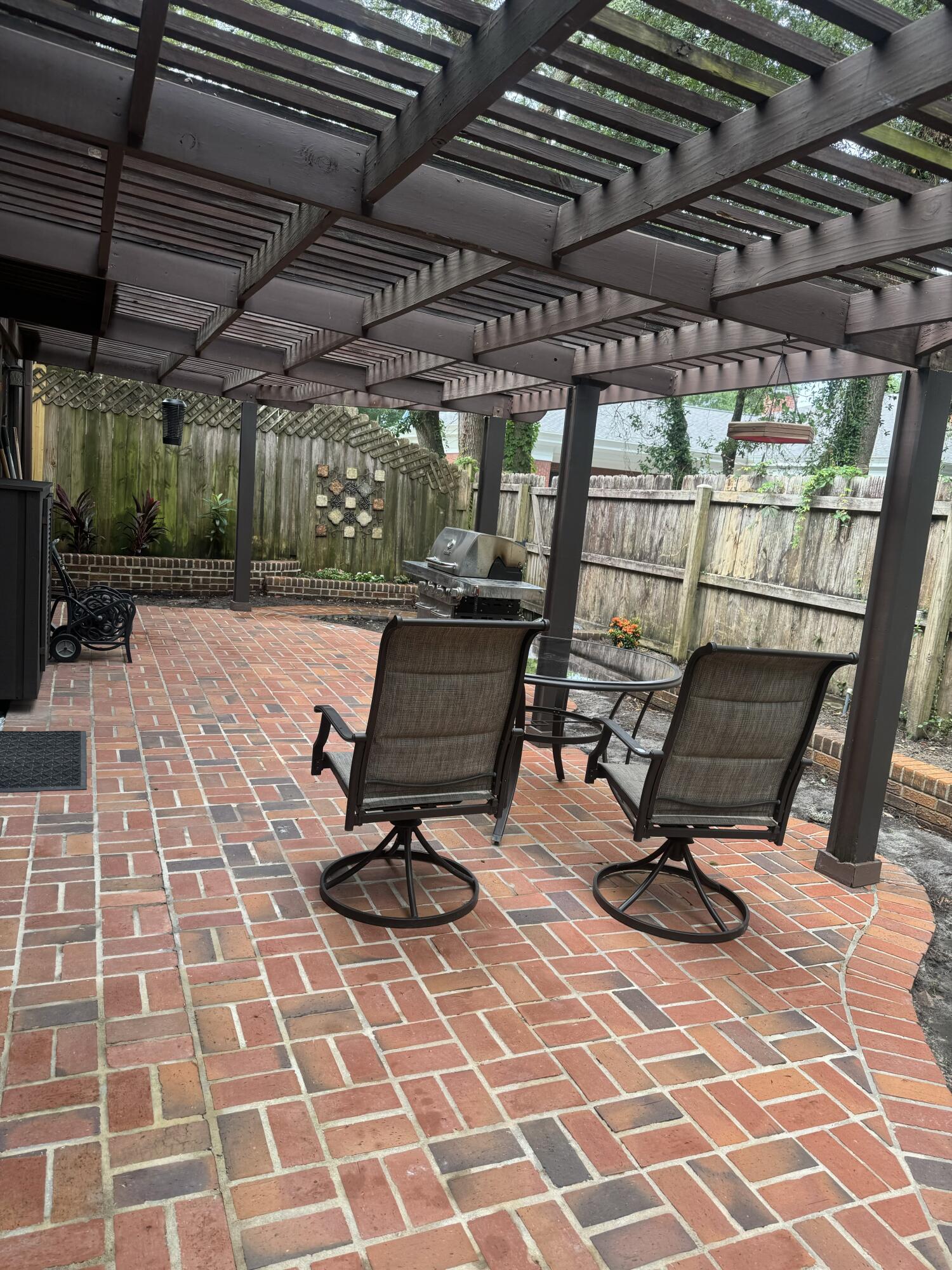 DONLABROOK GARDYNS - Residential