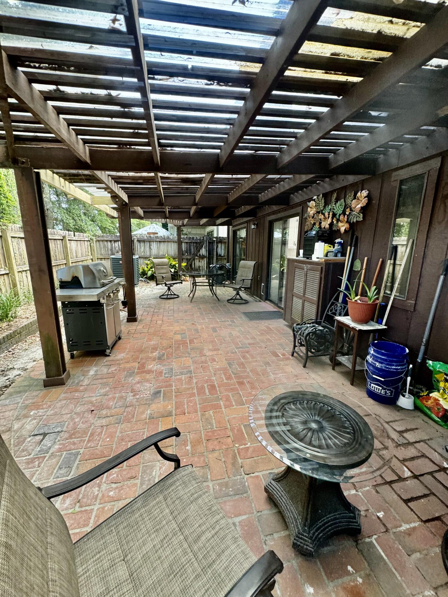 DONLABROOK GARDYNS - Residential