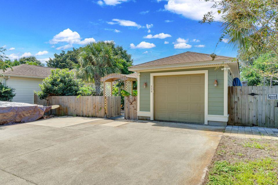 KELLY HOMES LOT 15 BLK 1A - Residential Lease