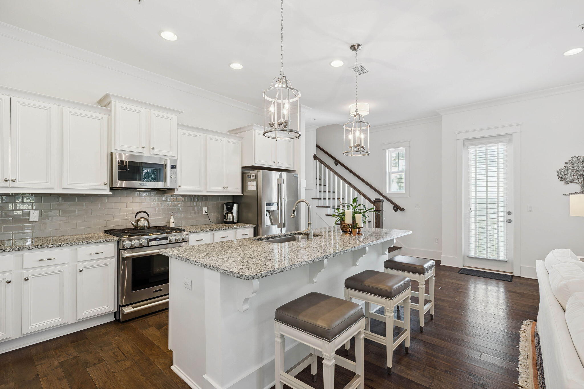 HIGHLAND PARKS - Residential