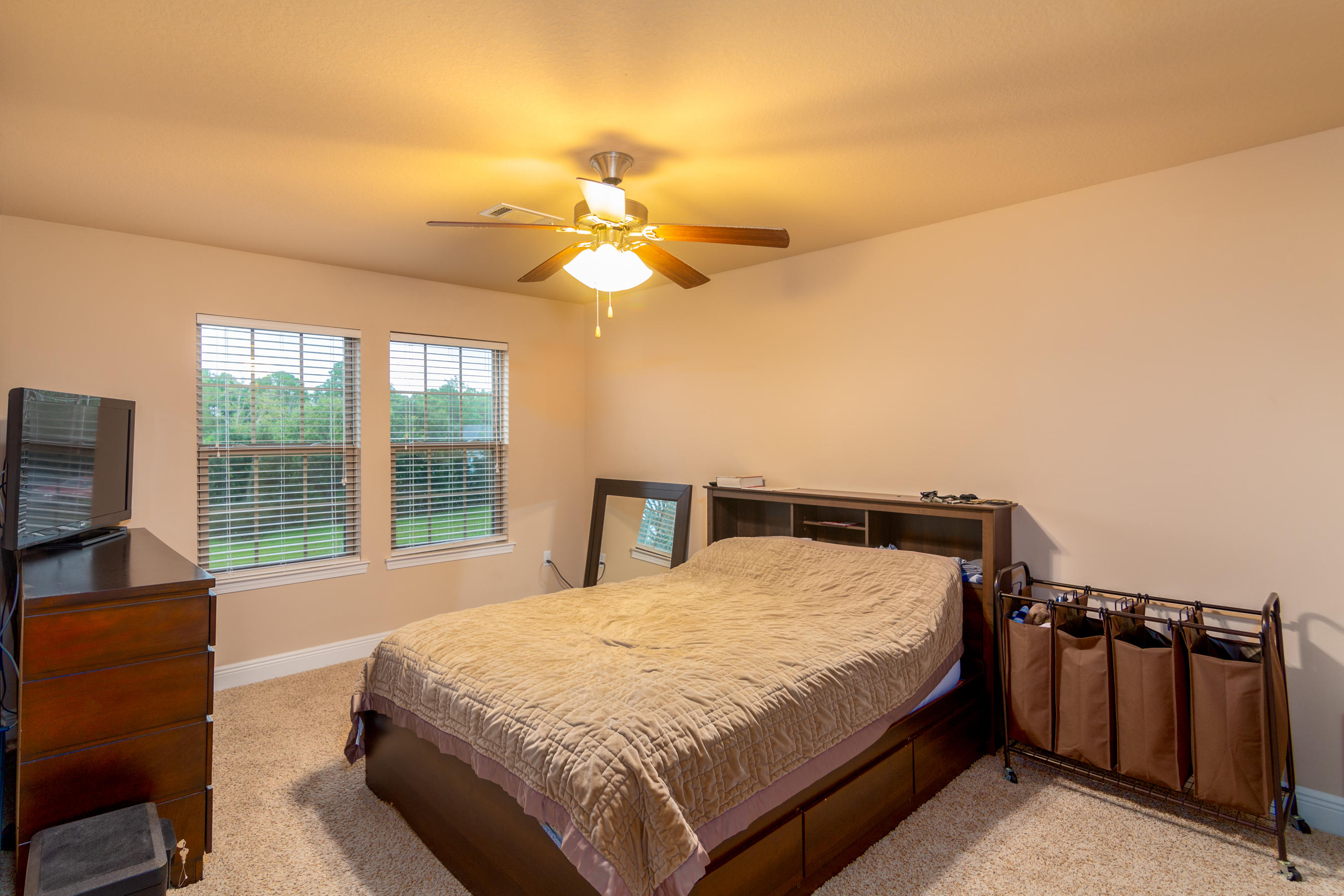 RESERVE POINTE - Residential