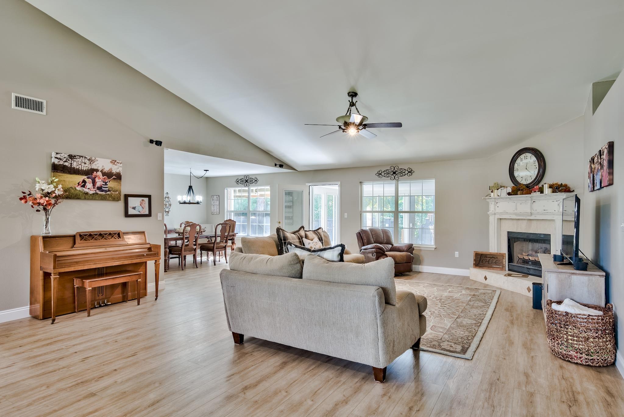 EAGLES LANDING S/D - Residential