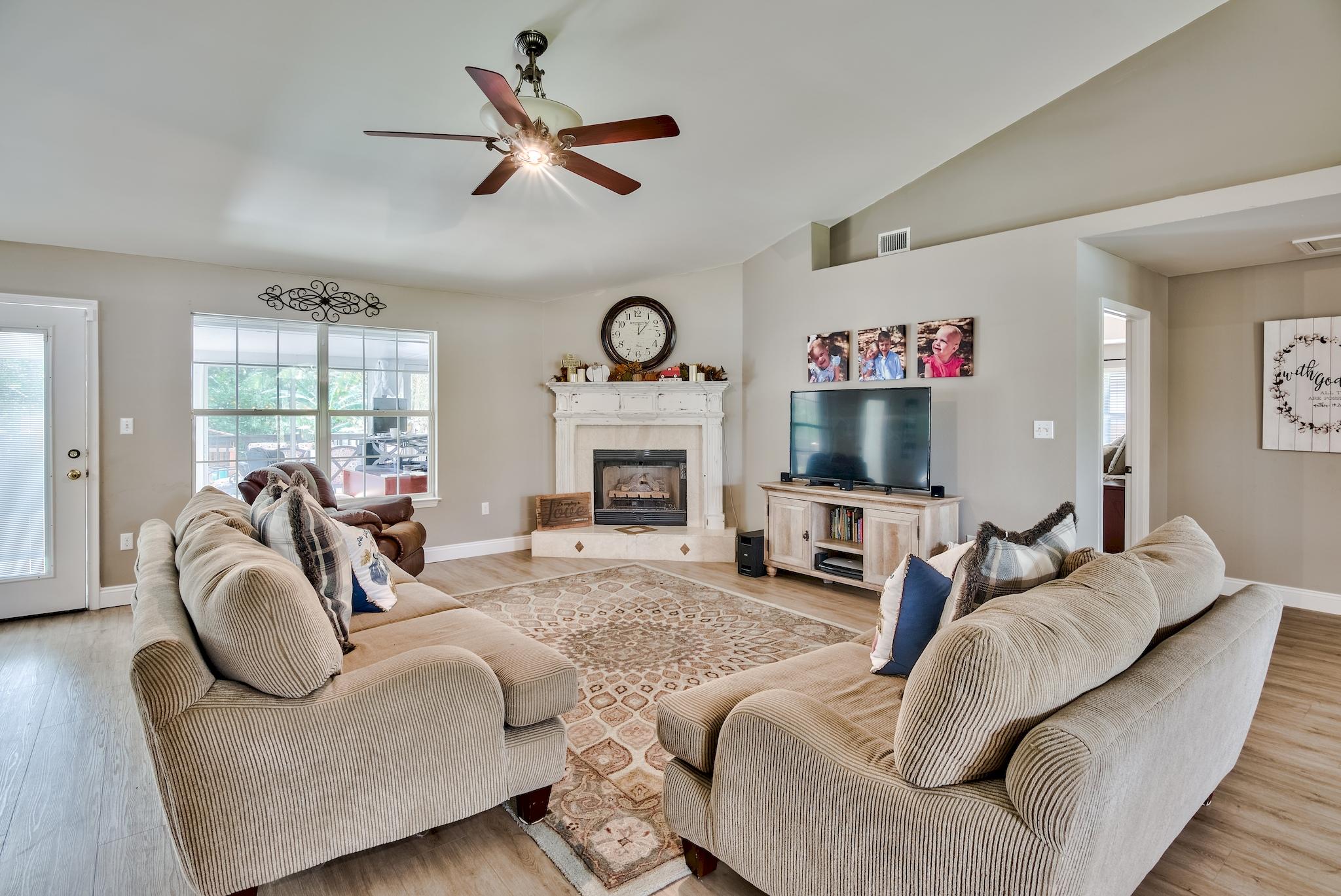 EAGLES LANDING S/D - Residential