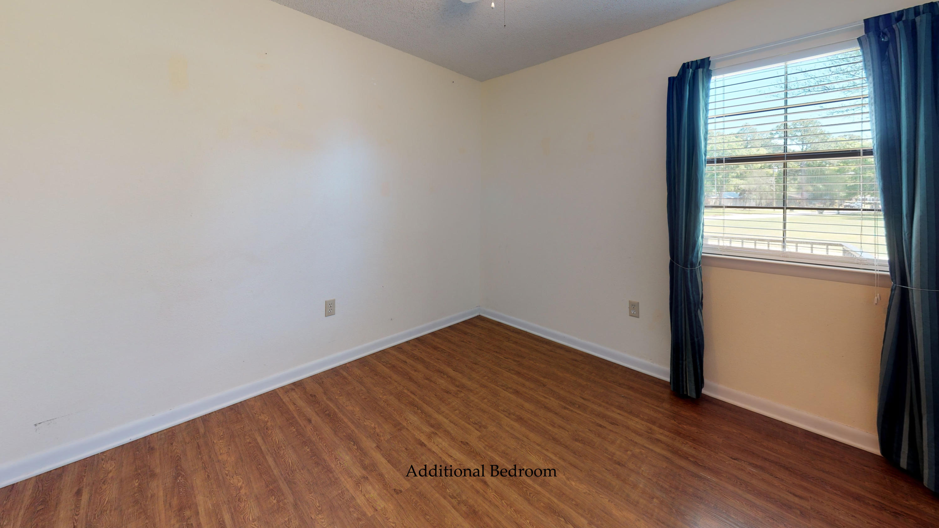 OAKLAND HEIGHTS - Residential