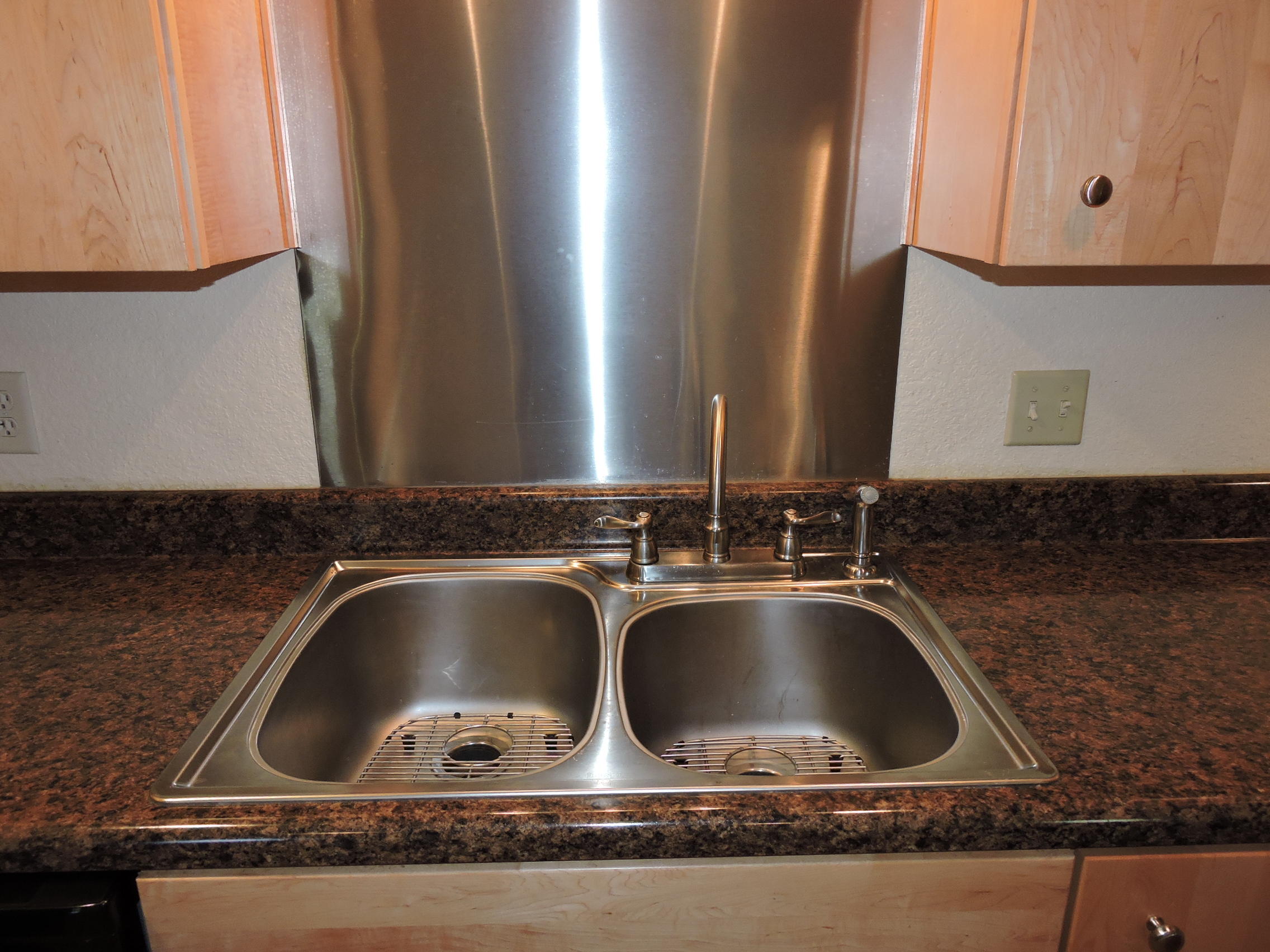 OAKLAND HEIGHTS - Residential