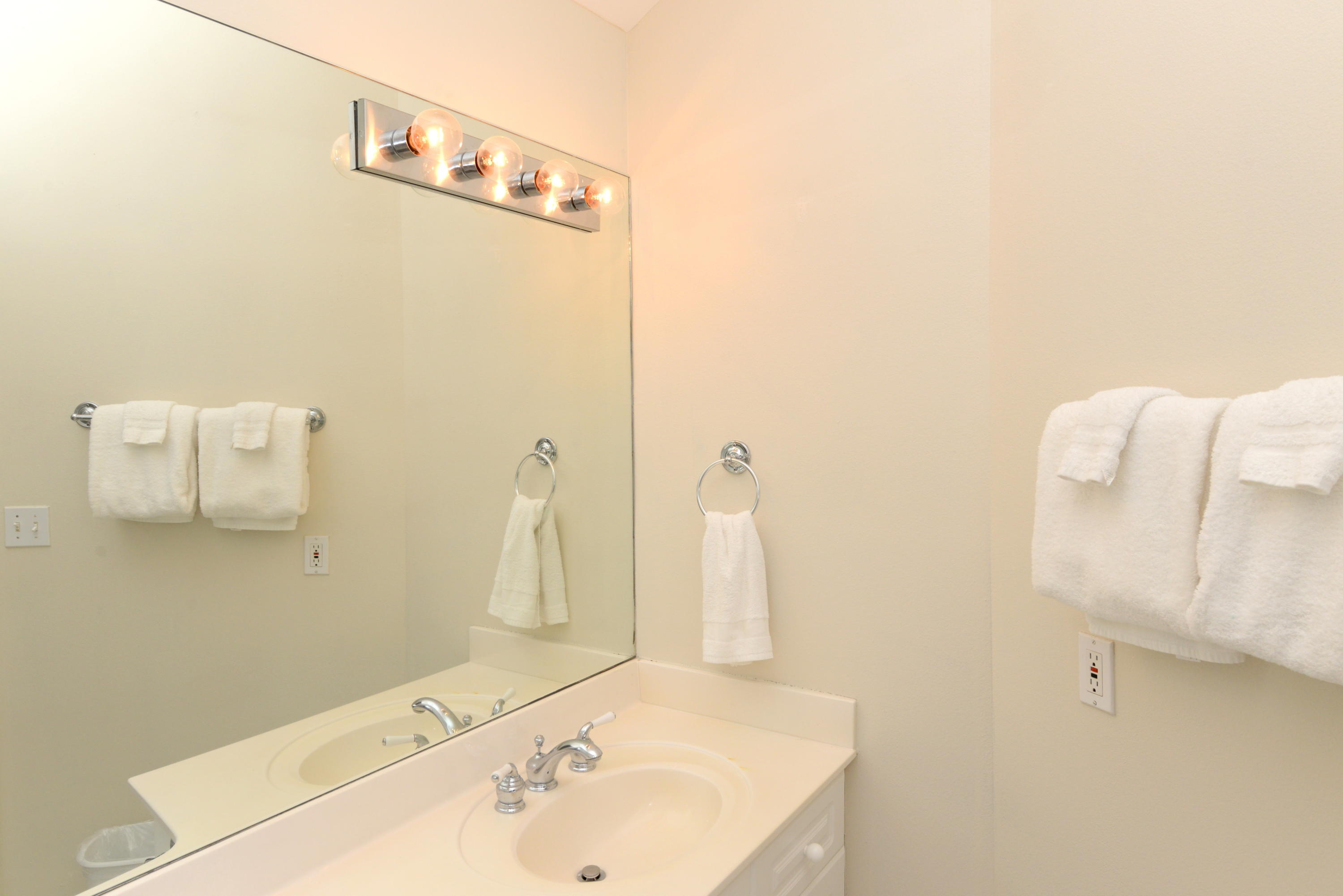 CRYSTAL DUNES CONDO - Residential