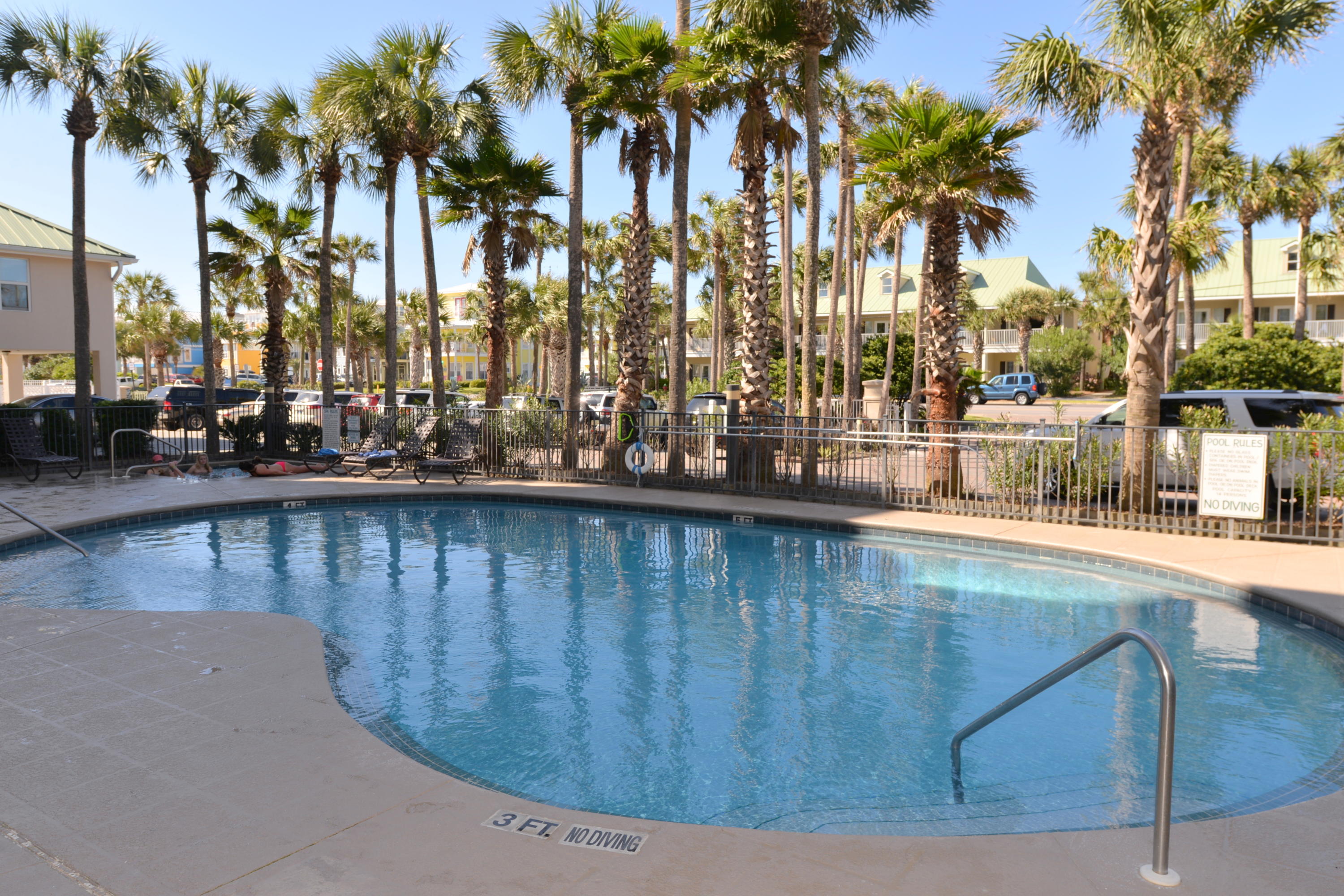 CRYSTAL DUNES CONDO - Residential