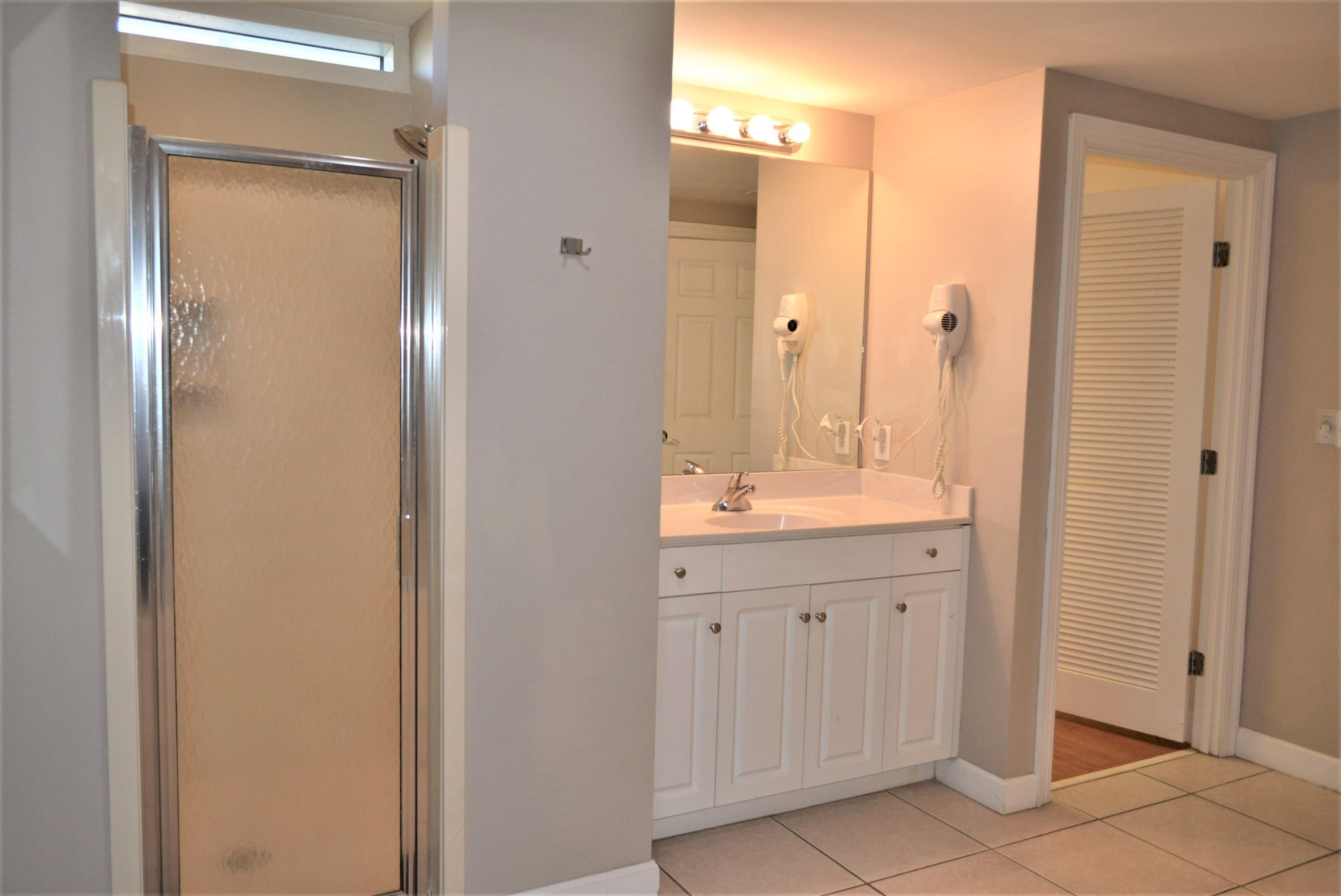 STERLING SHORES - Residential