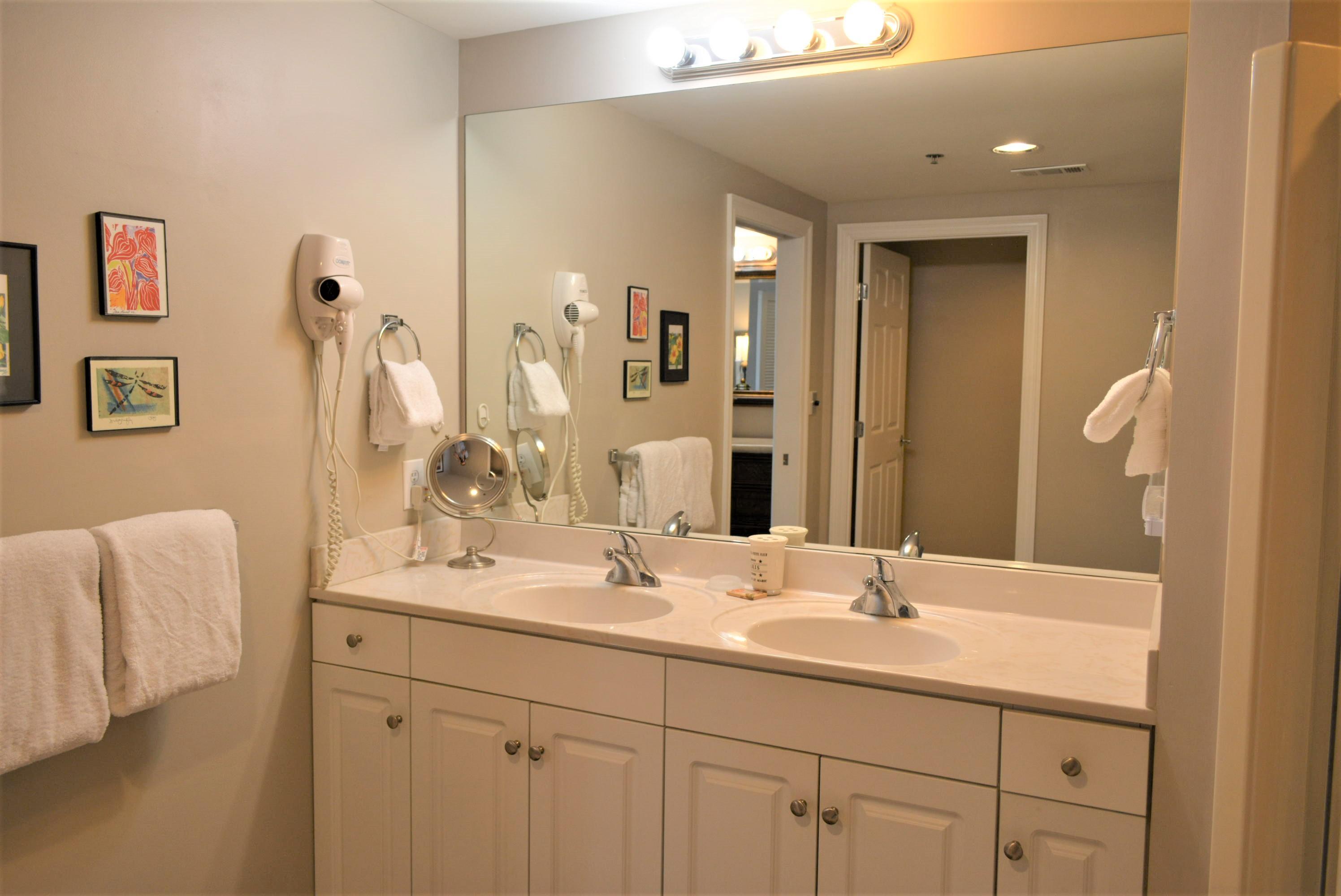 STERLING SHORES - Residential