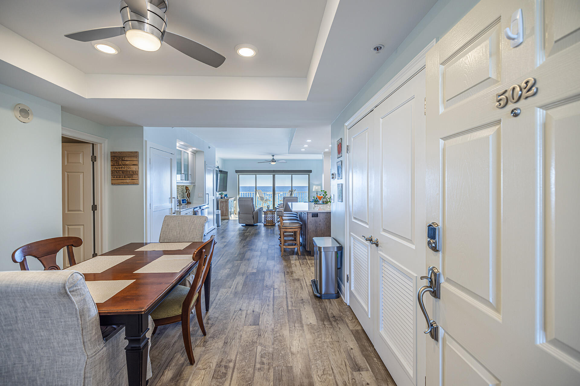 HOLIDAY ISLE TOWERS CONDO - Residential