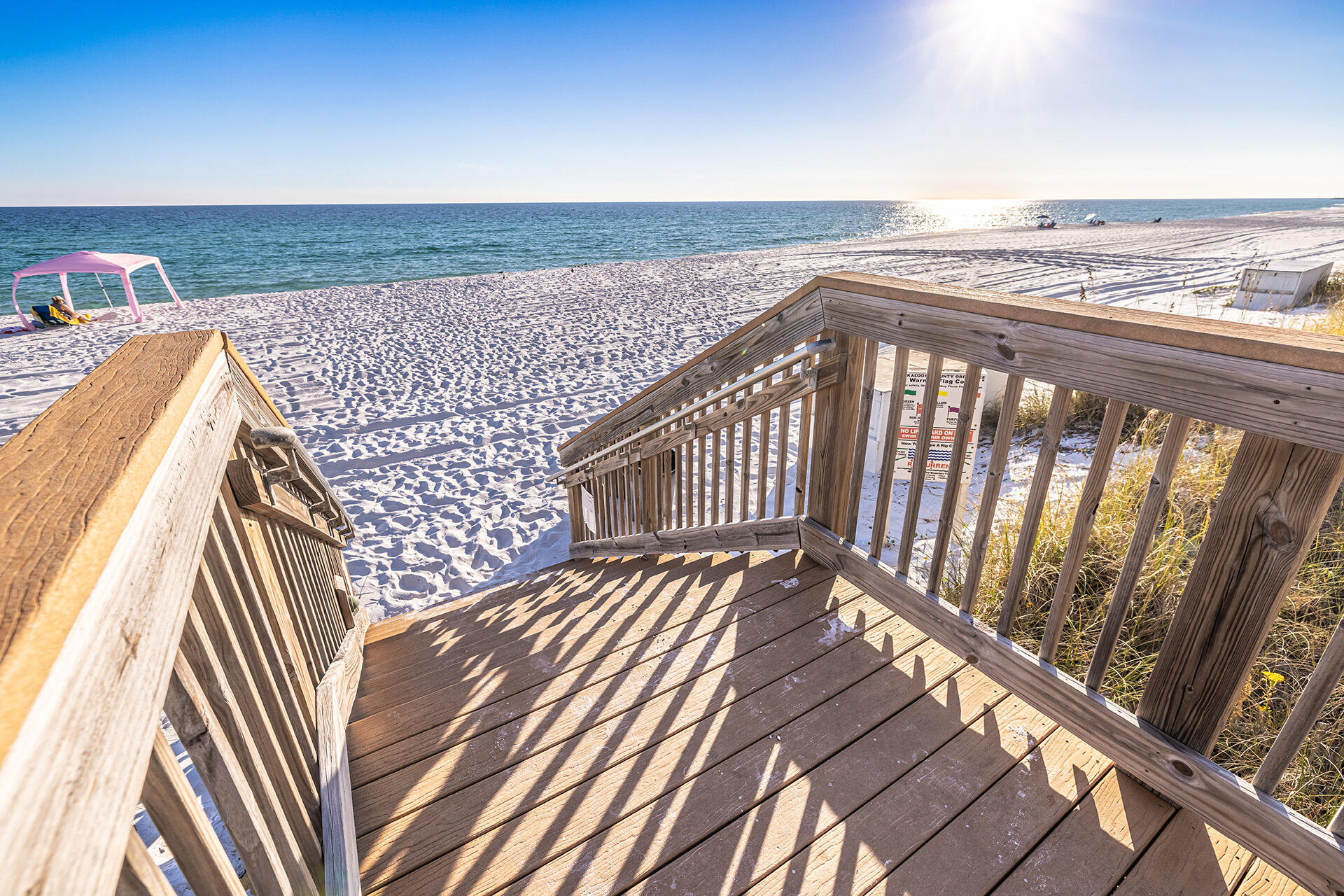 HOLIDAY ISLE TOWERS CONDO - Residential