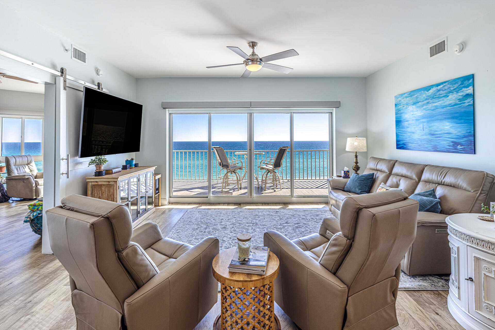 HOLIDAY ISLE TOWERS CONDO - Residential