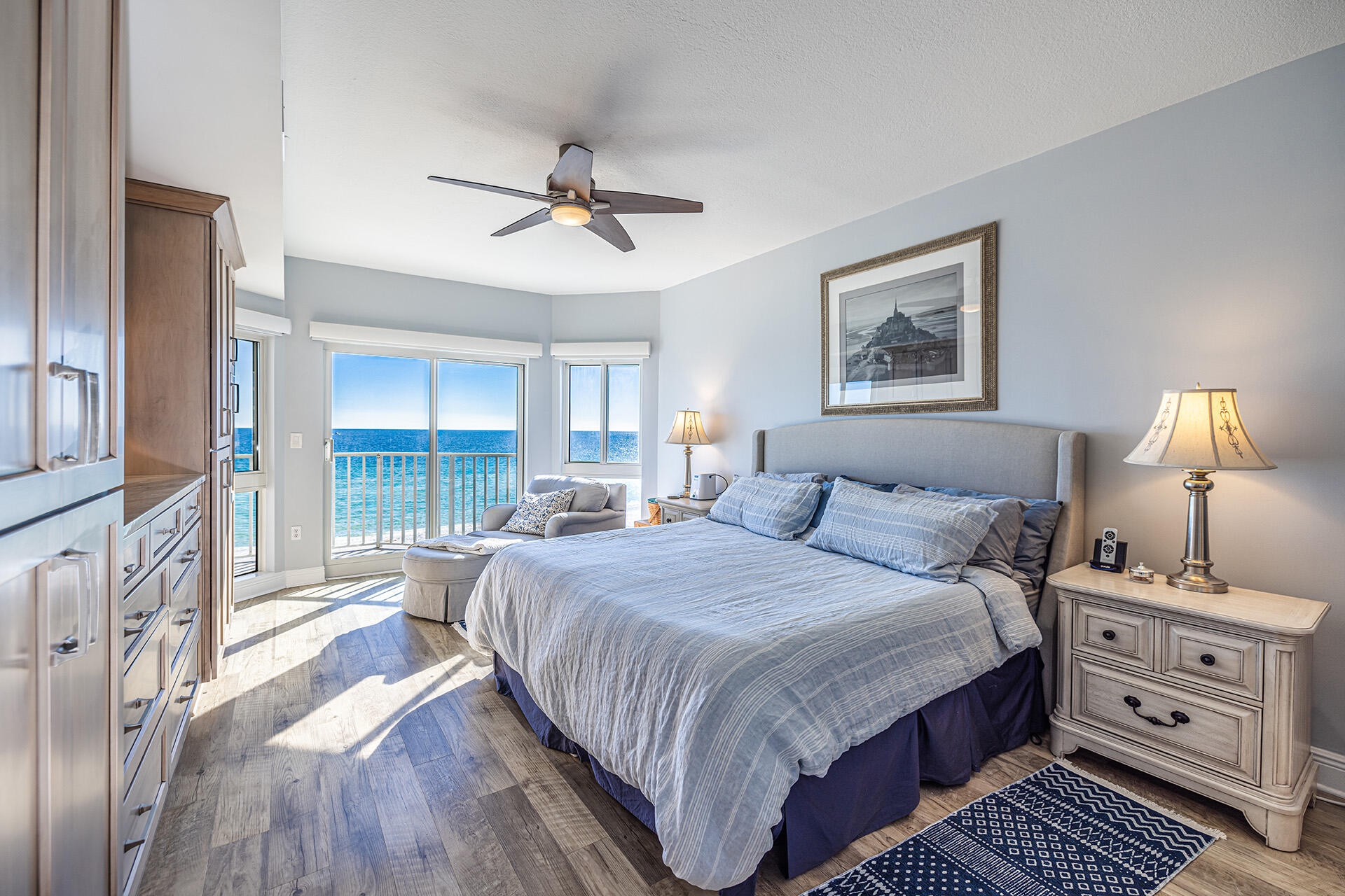 HOLIDAY ISLE TOWERS CONDO - Residential