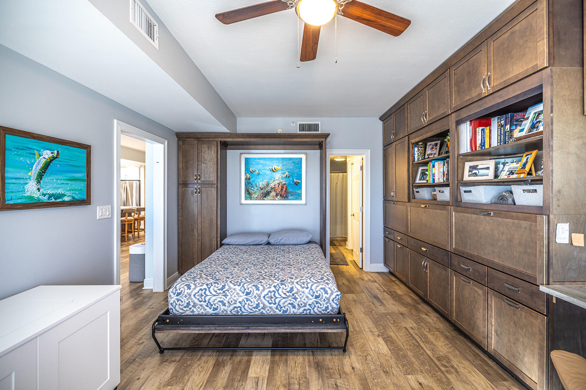 HOLIDAY ISLE TOWERS CONDO - Residential