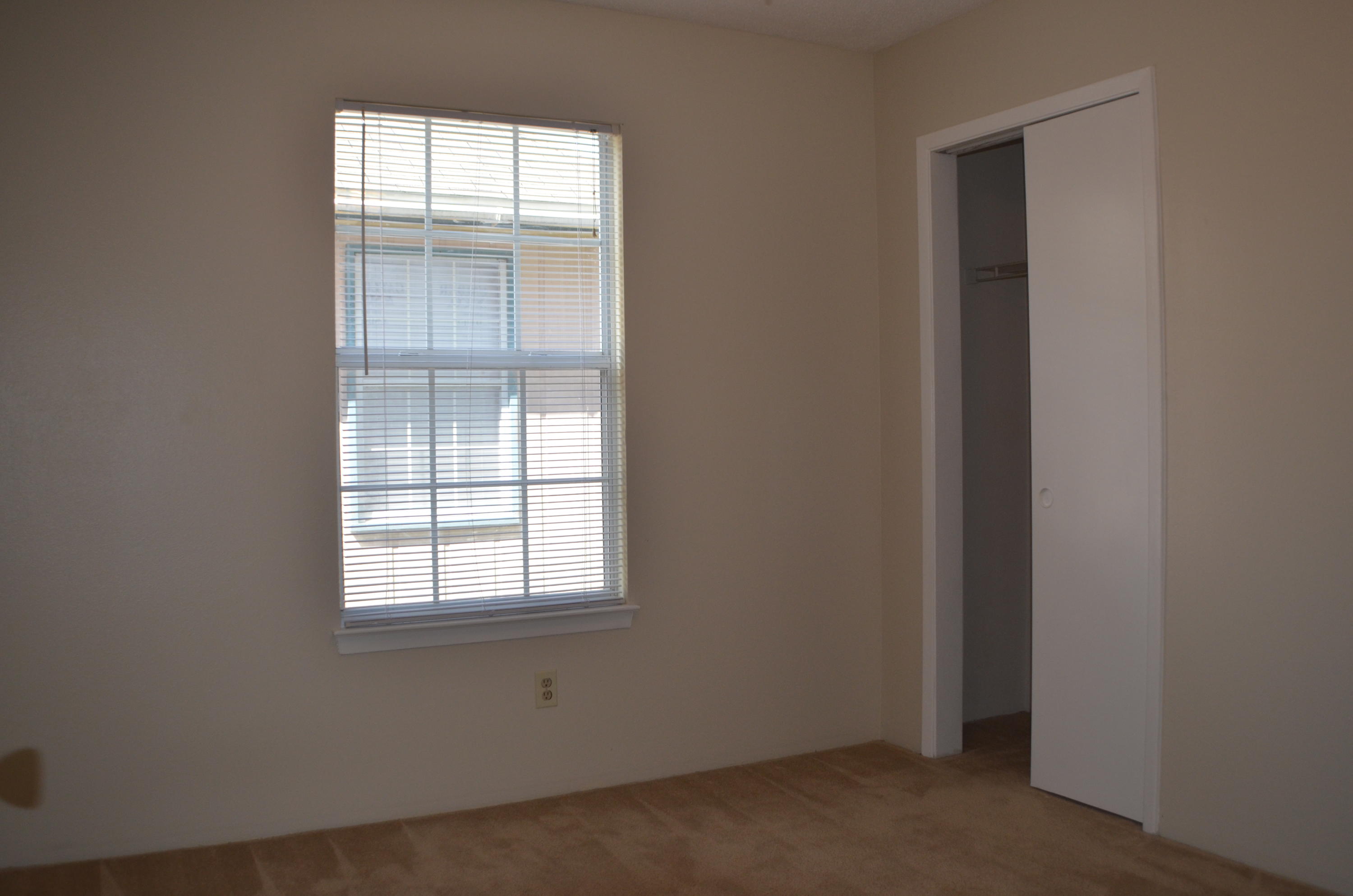 WILLOW BEND PH 1 - Residential Lease