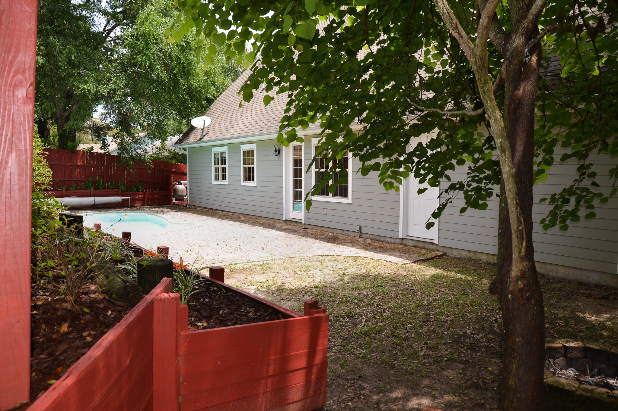 PINE FOREST - Residential