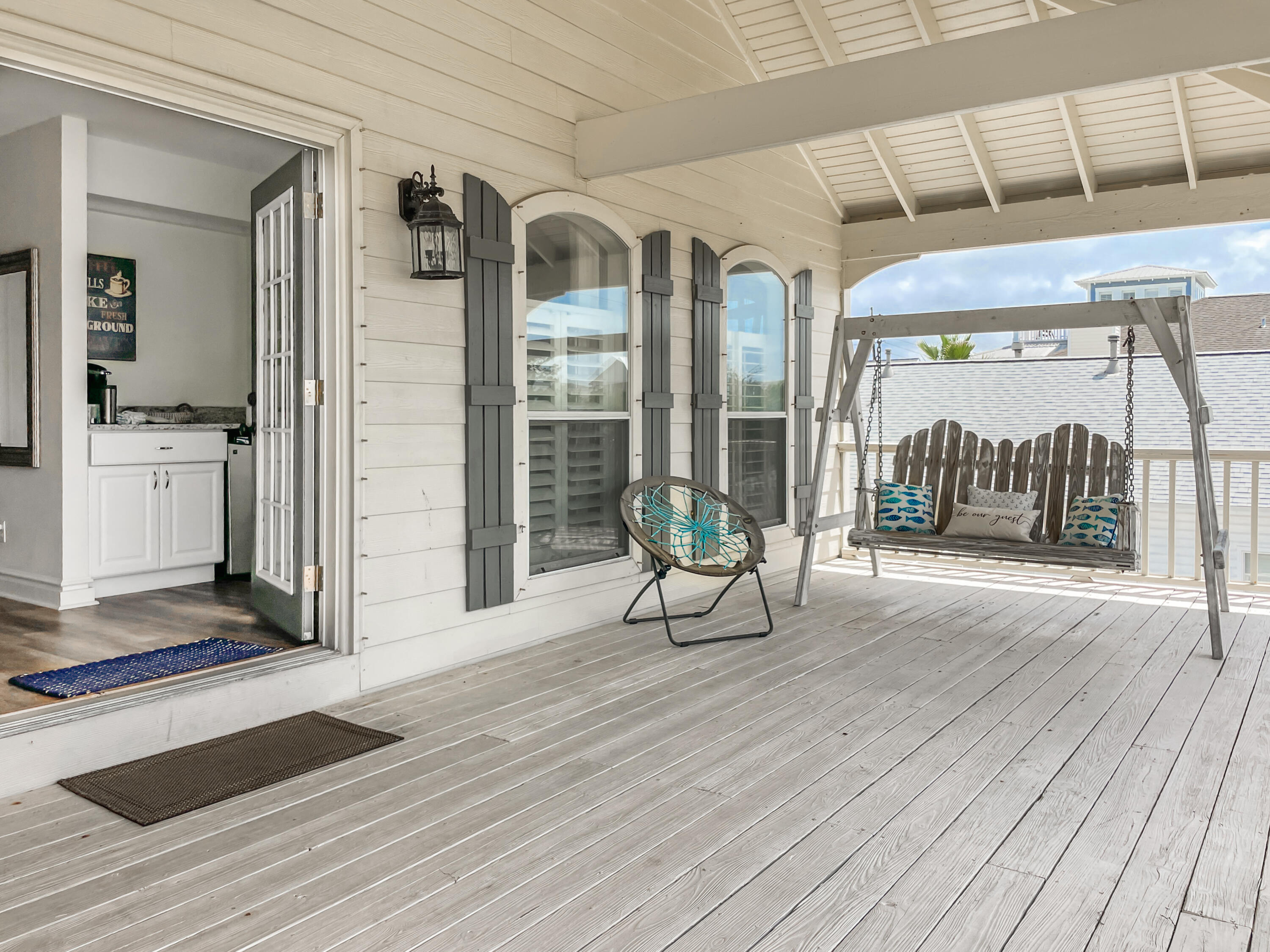 CRYSTAL BEACH - Residential