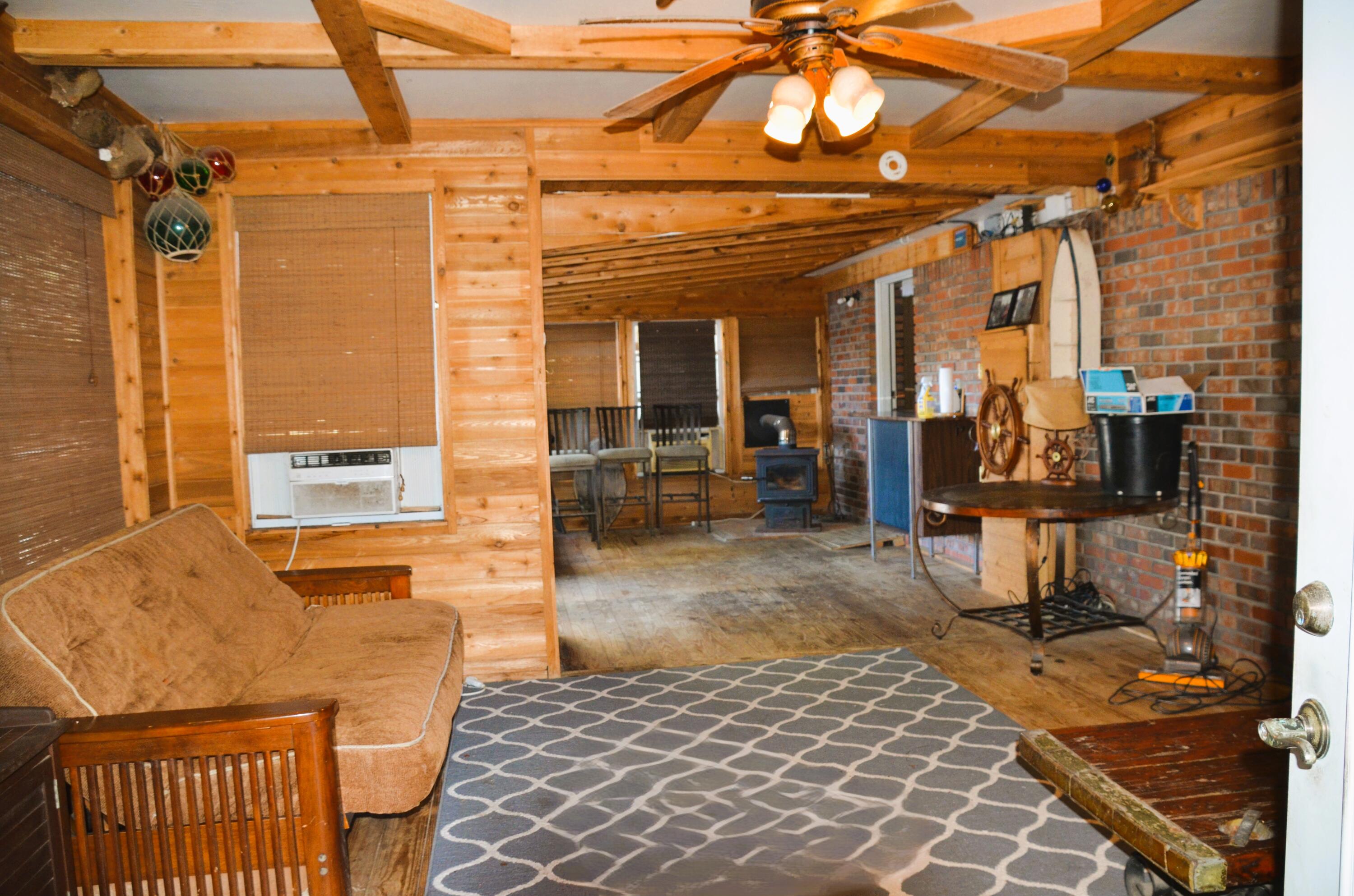 RESUB OF KELLYS ADD TO DESTIN - Land