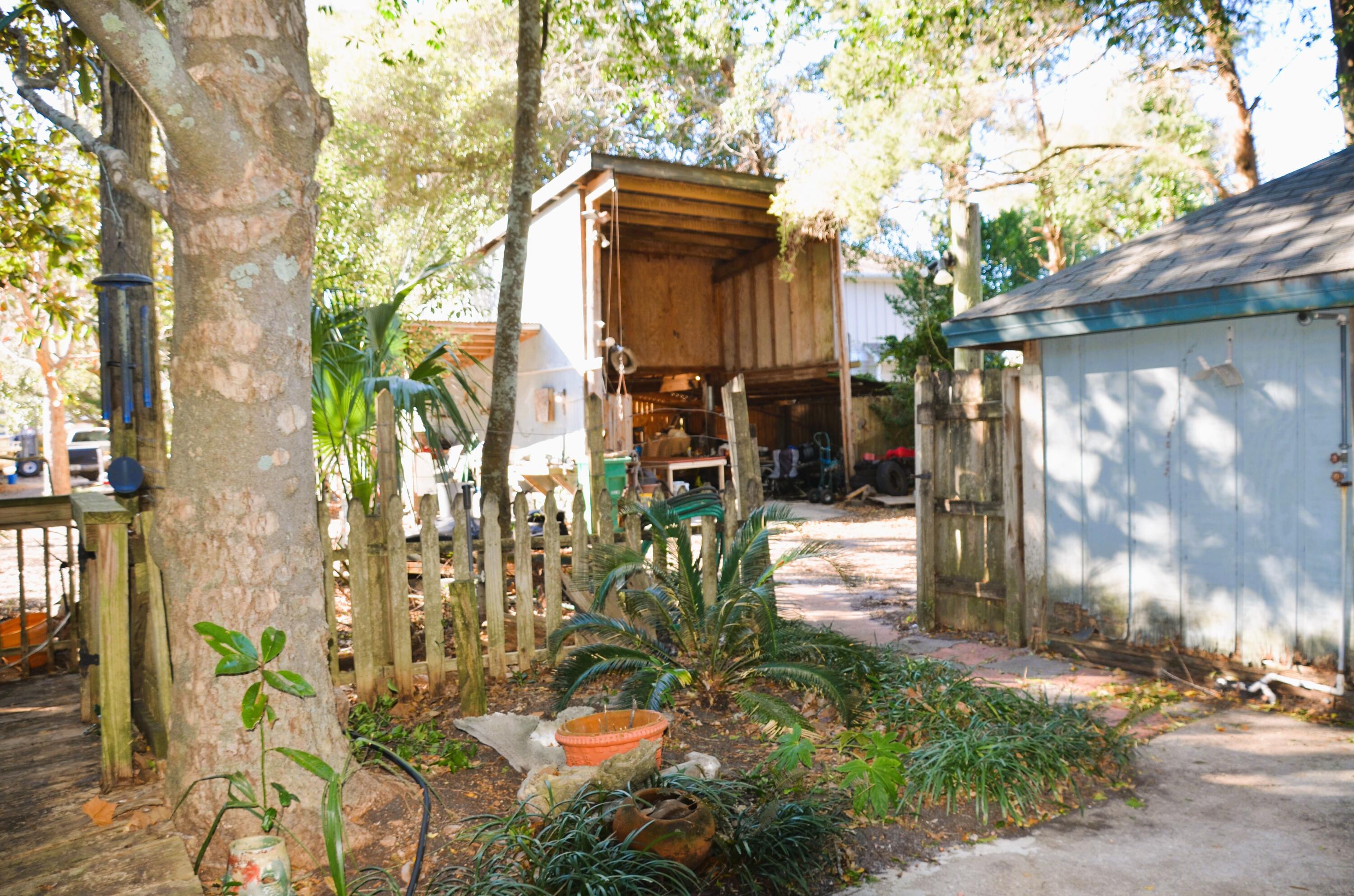 RESUB OF KELLYS ADD TO DESTIN - Land